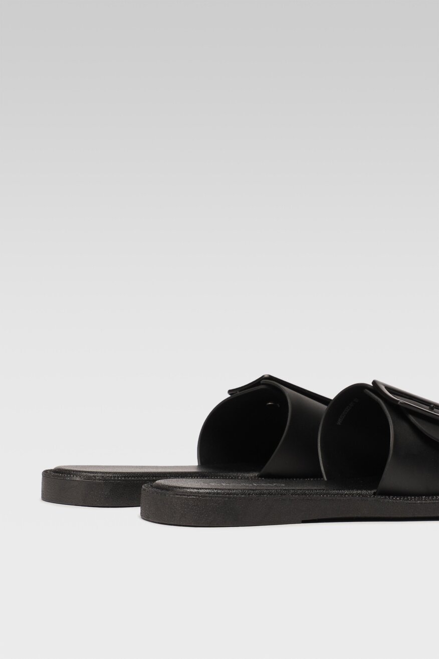 Bassano - Klapki czarne - 5903698402611