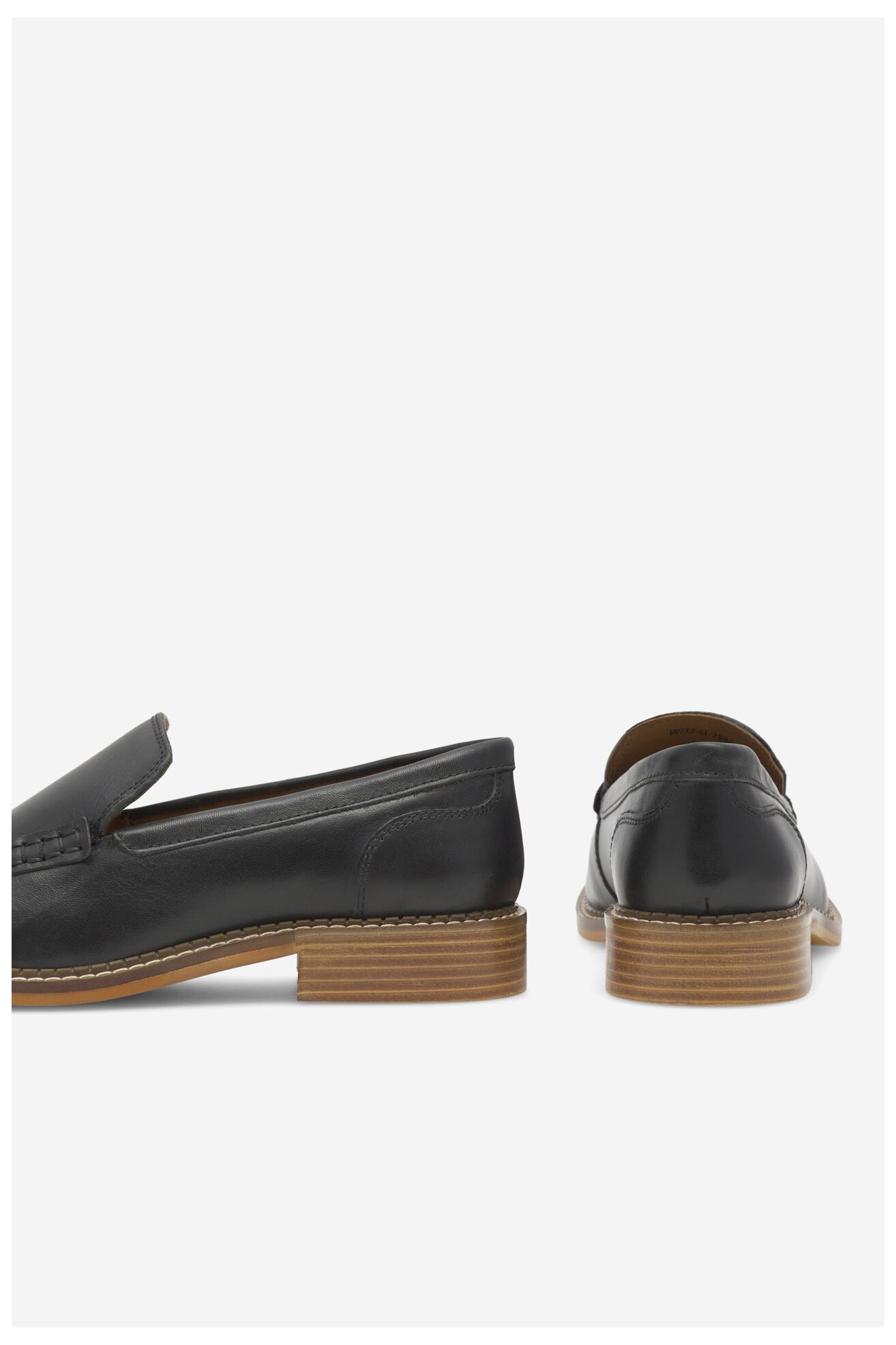 Mokaszin Lasocki WI32-SL-28901 FEKETE