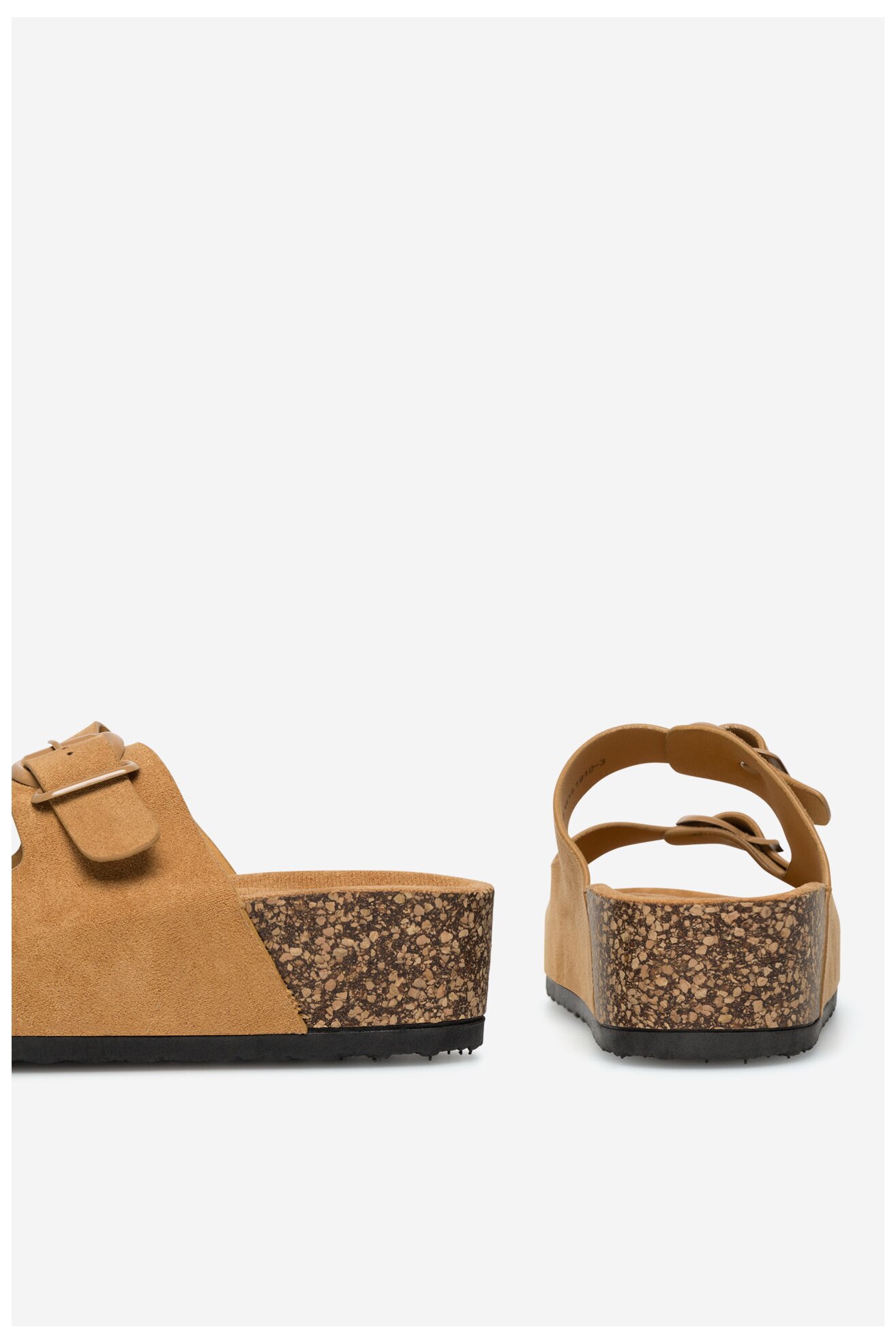 Klapki Clara Barson WYL1910-3 Camel