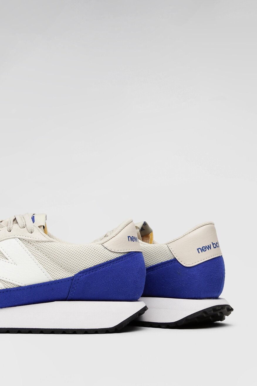 
                New Balance - Obuwie sportowe kolorowe sznurowane - 5904862026060
