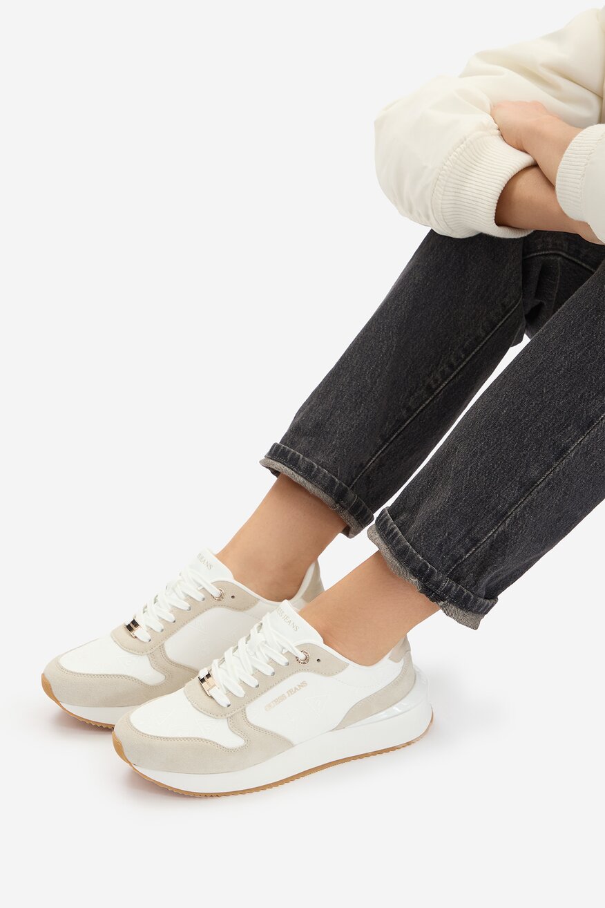 
                Patike GUESS JEANS BELA - 5907964081494