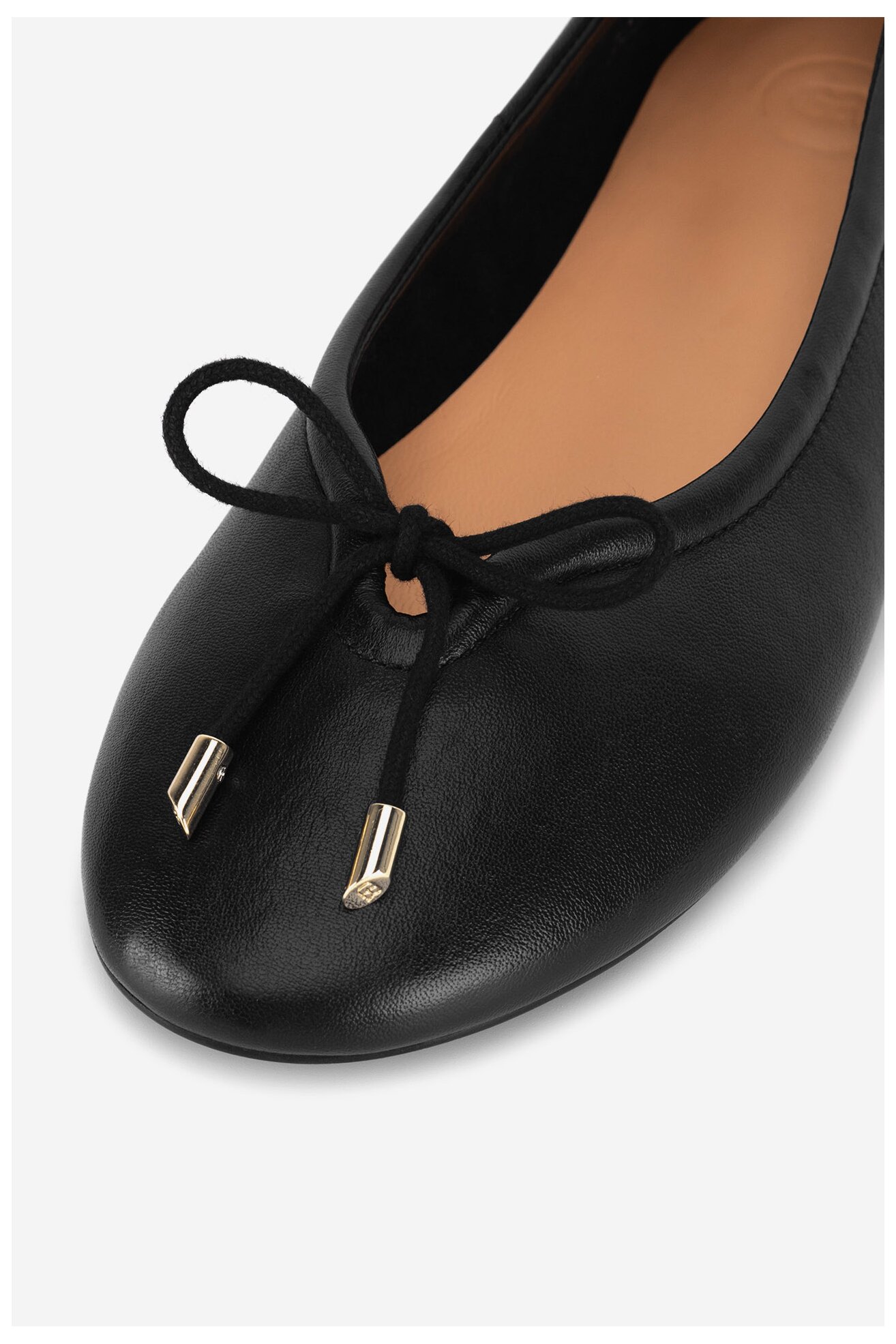 Baleríny Gino Rossi LAYLA-118070 ČERNÁ