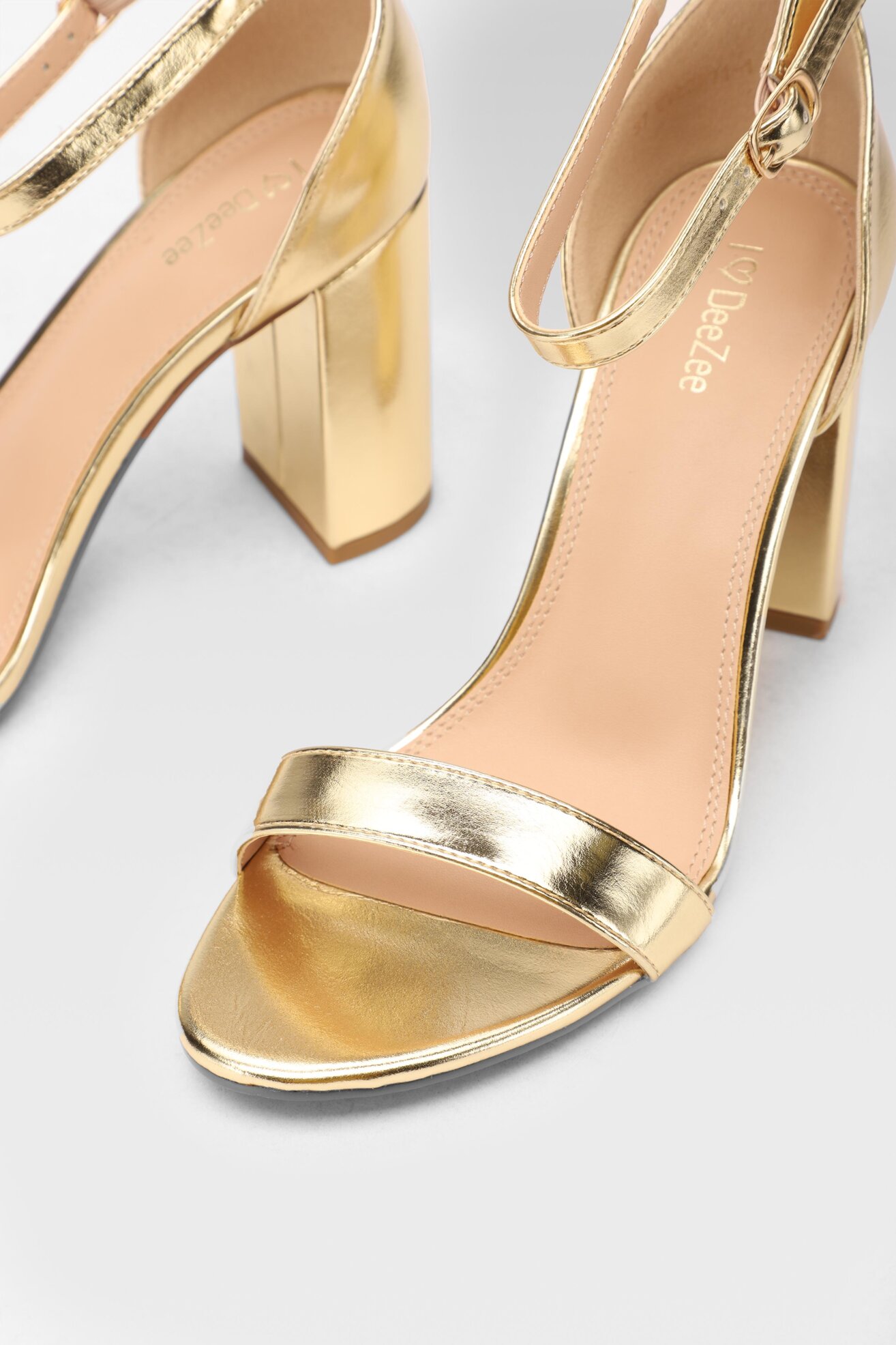 Sandały DeeZee WYL2671-1 Złoty