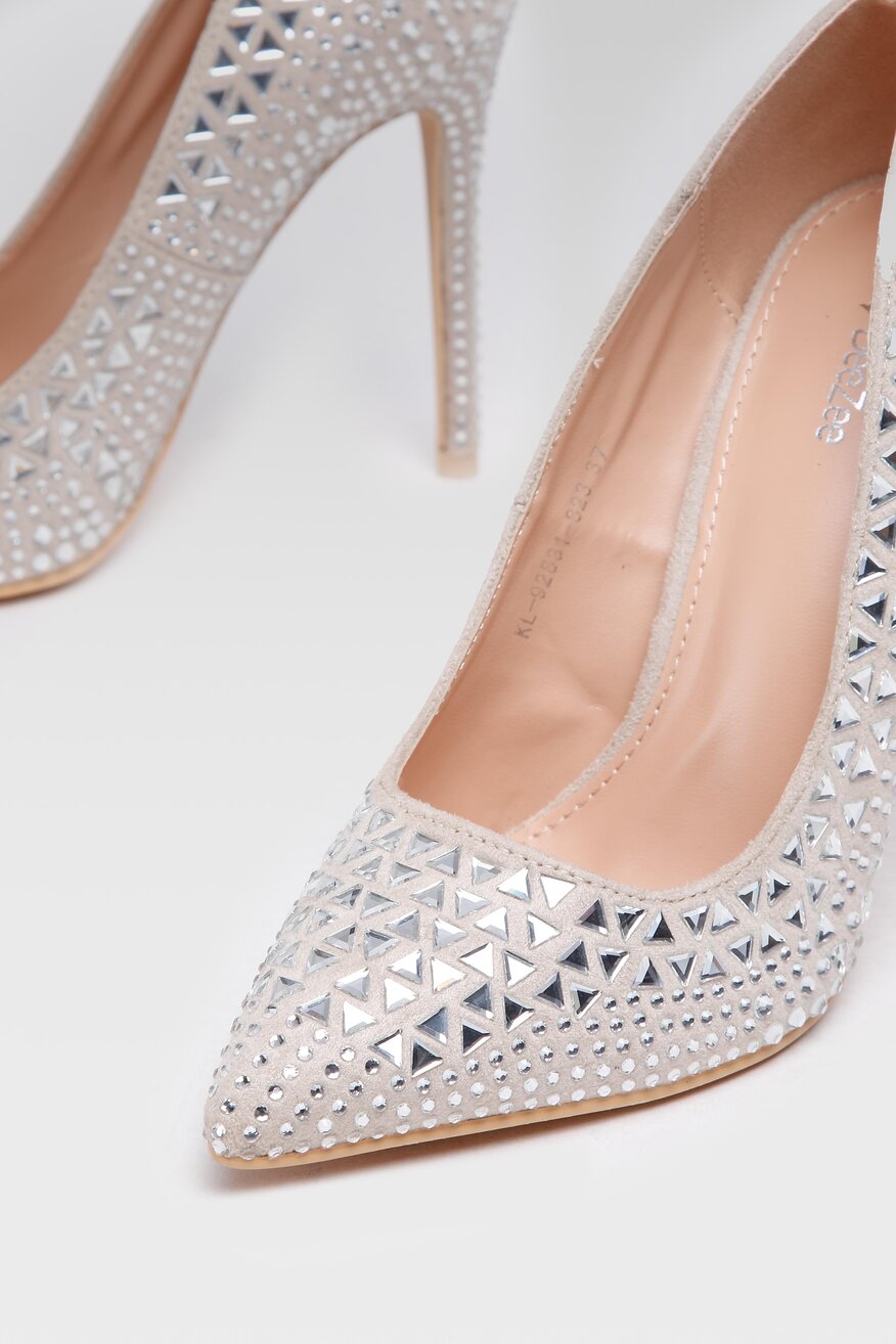 
                Pantofi cu toc DeeZee BEJ - 5904862443515