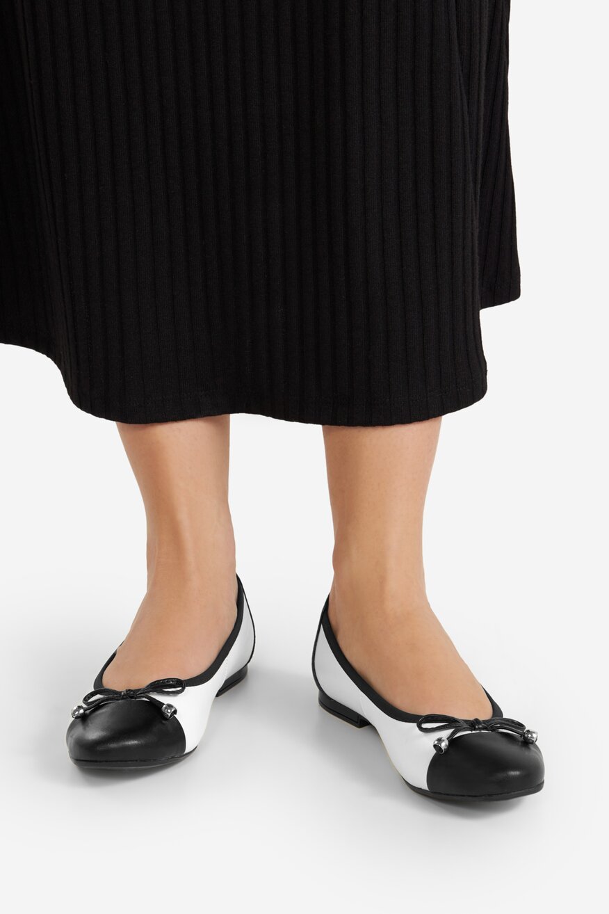 
                Балетки Lasocki БІЛИЙ - 5903698580883