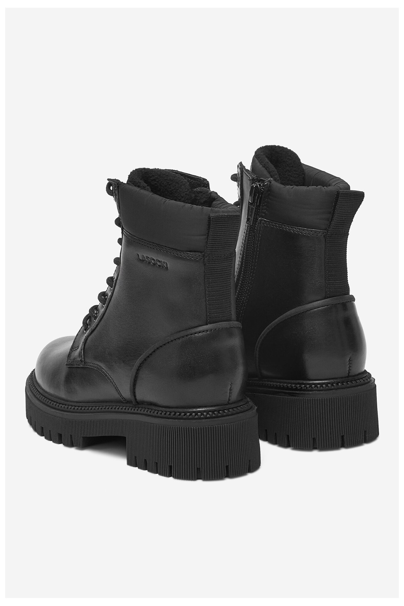 Šněrovací vyšší obuv Lasocki Young CEO-CI12-BETINA-07 ČERNÁ