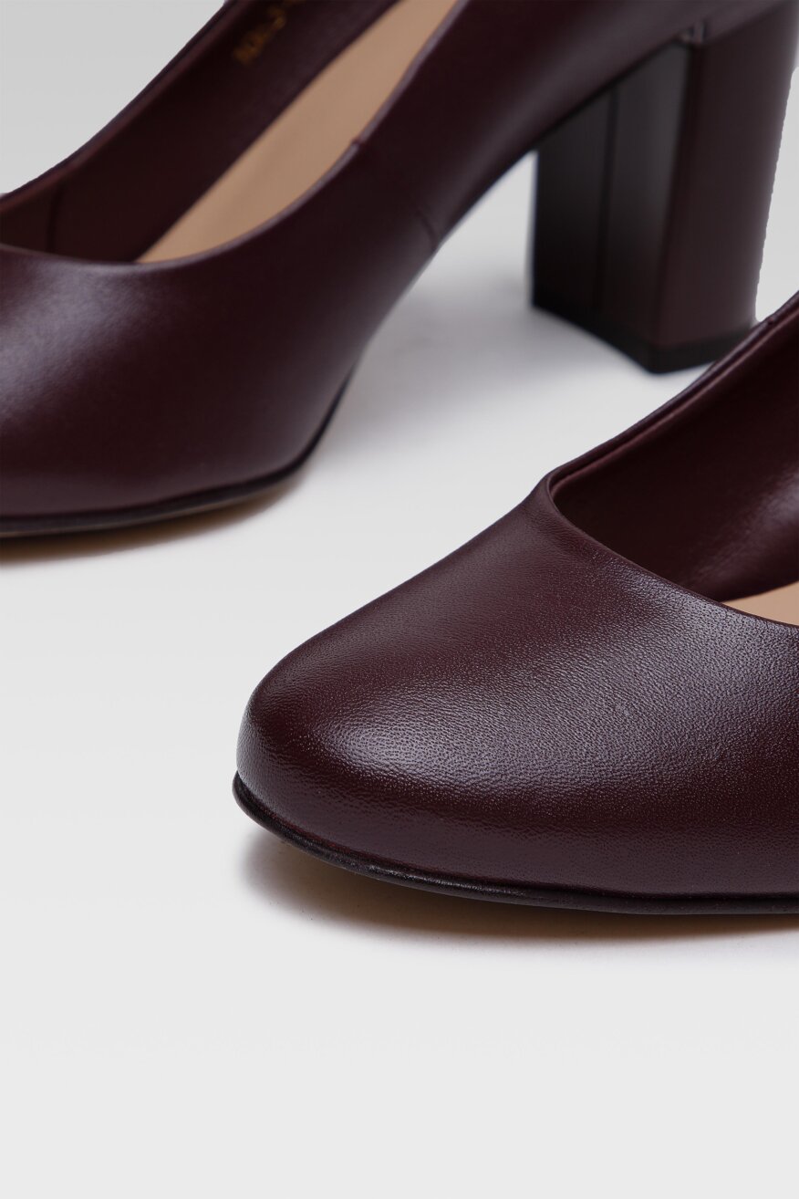 Lasocki - Skórzane czółenka na obcasie - 5903698860015