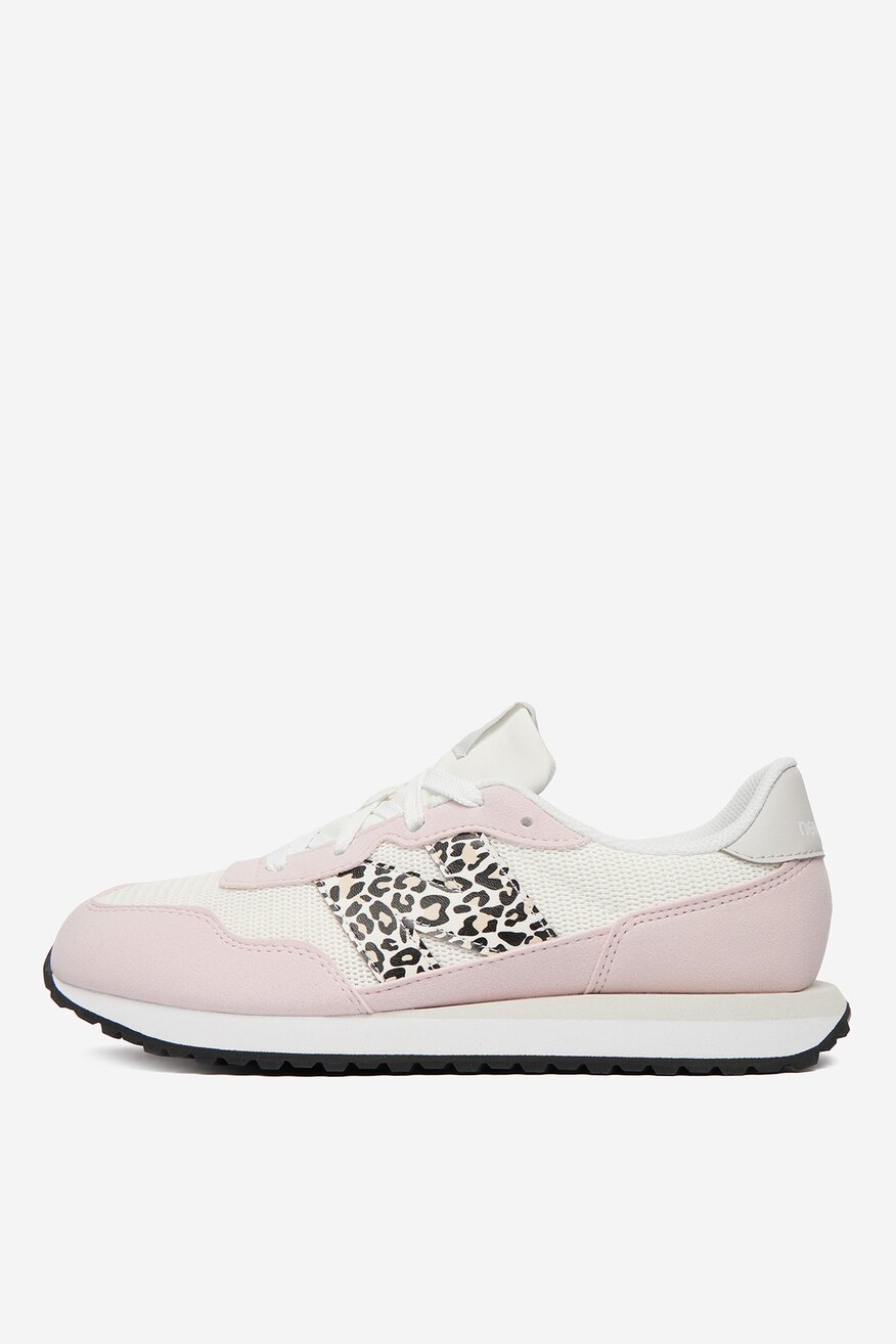 
                Спортни обувки New Balance РОЗОВ - 5906751852903