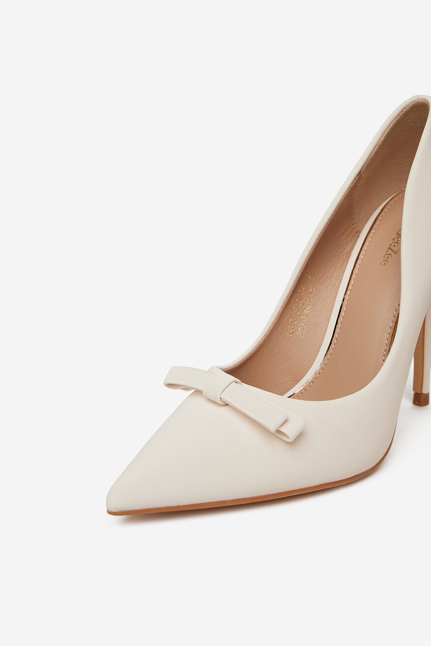 
                Körömcipő DeeZee FEHÉR - 5906751082126