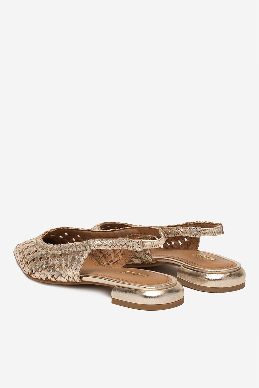 
                Сандалі Mexx ЗОЛОТИЙ - 5906751922682