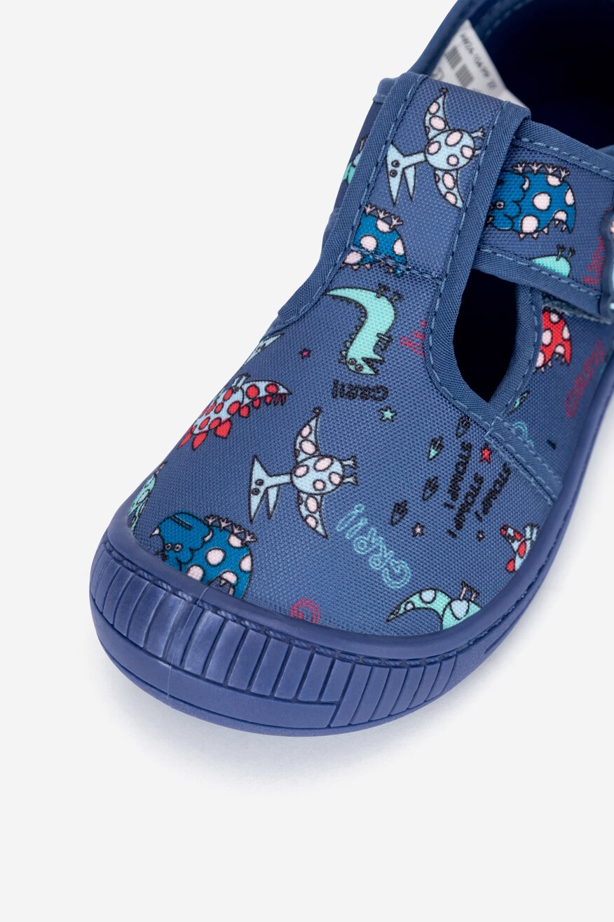 
                PEPPA PIG - Kapcie na rzepy - 5905588743354