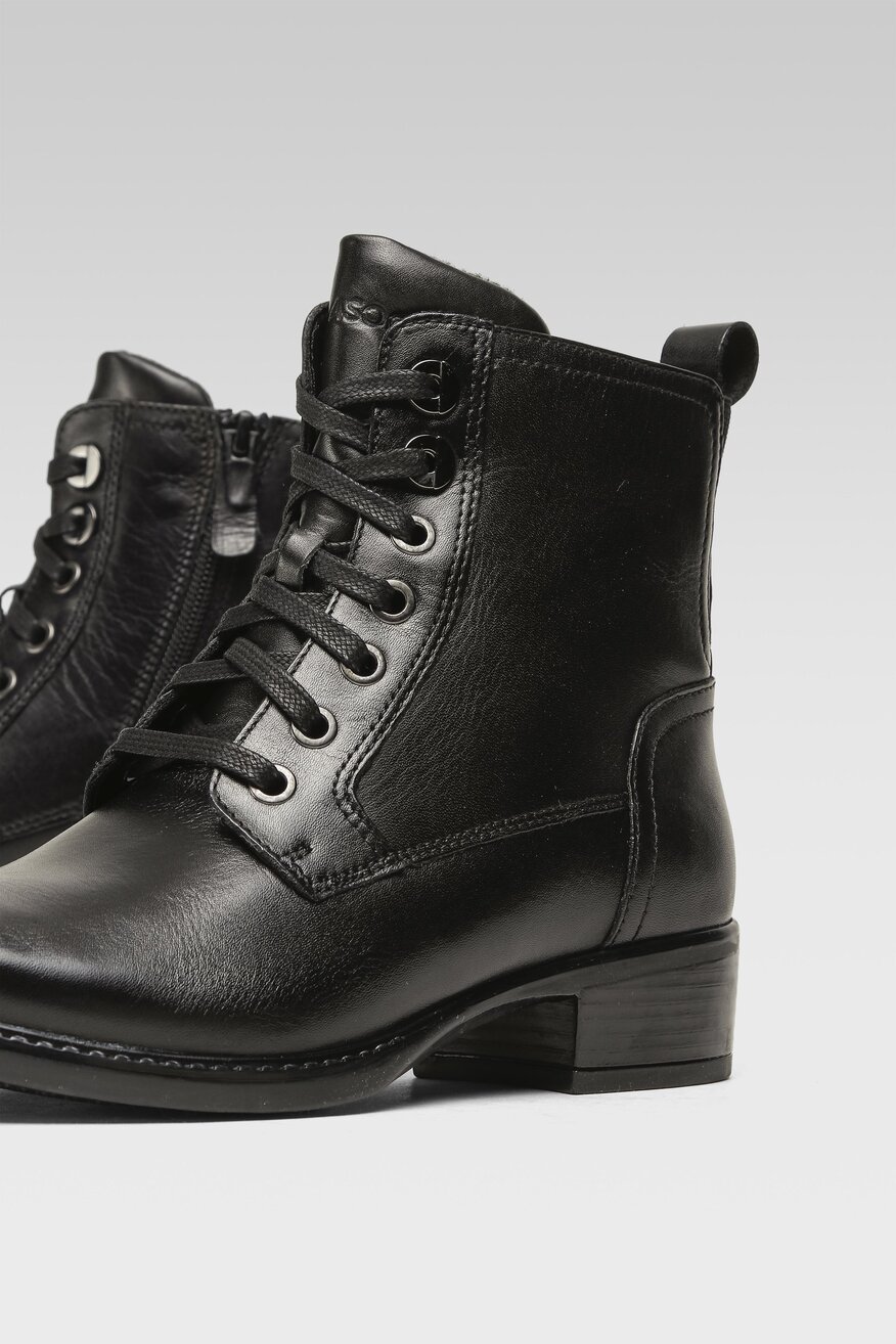 
                Lasocki - Skórzane trzewiki czarne - 5904862282909