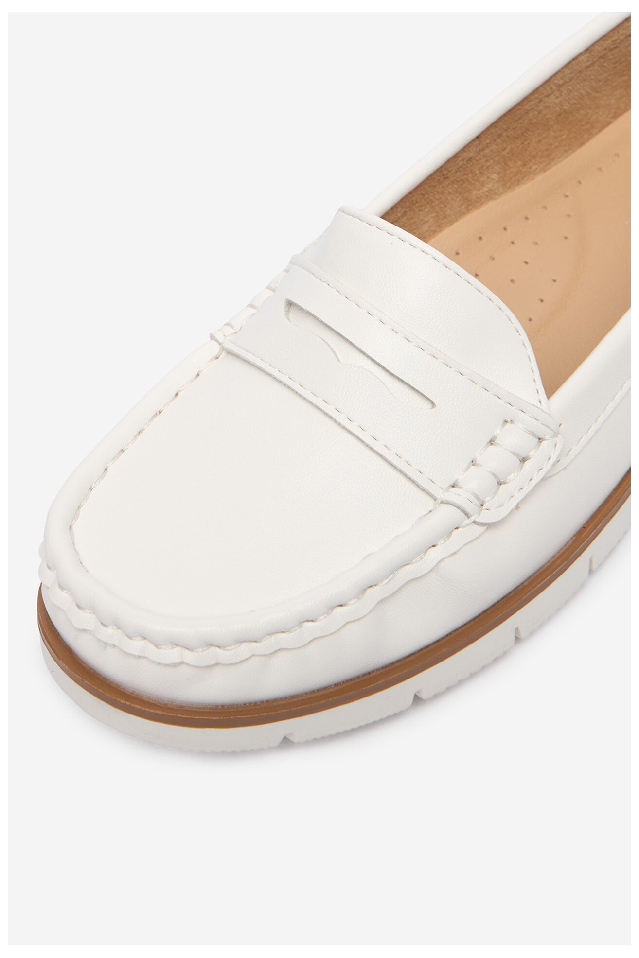 Mokasyn Go Soft CEO-WSS21728-01 Biały