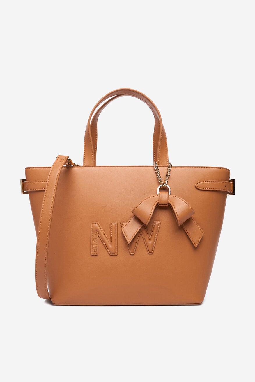 
                Дамска чанта NINE WEST КАМЕЛ - 5906751545171