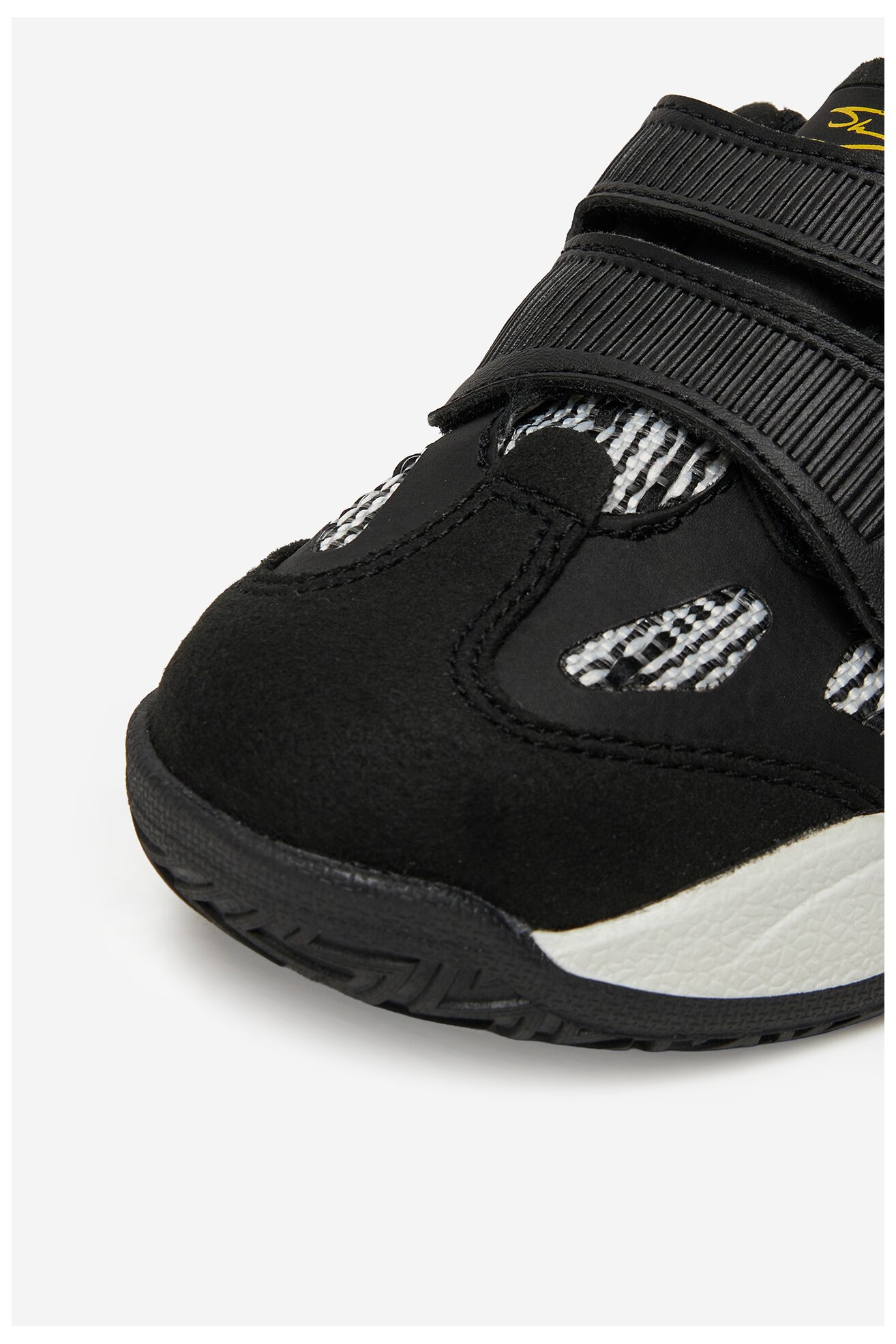 Obuwie sportowe SHAQ EOSS-RAQ LOW AQ95009T-BW Czarny