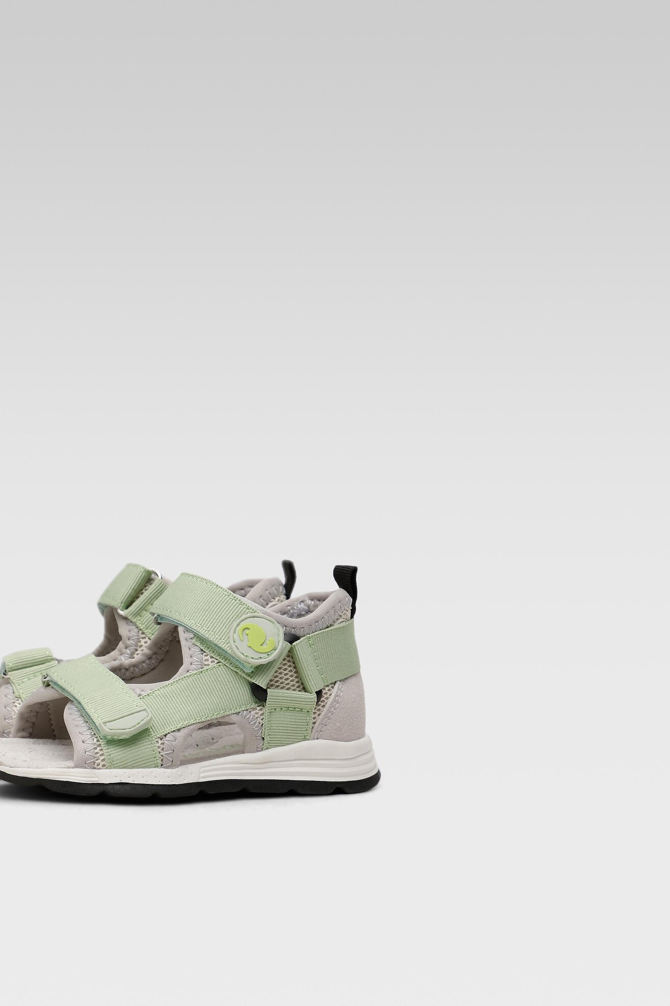 Szandál Action Boy CM210910-5 VILÁGOSSZÜRKE