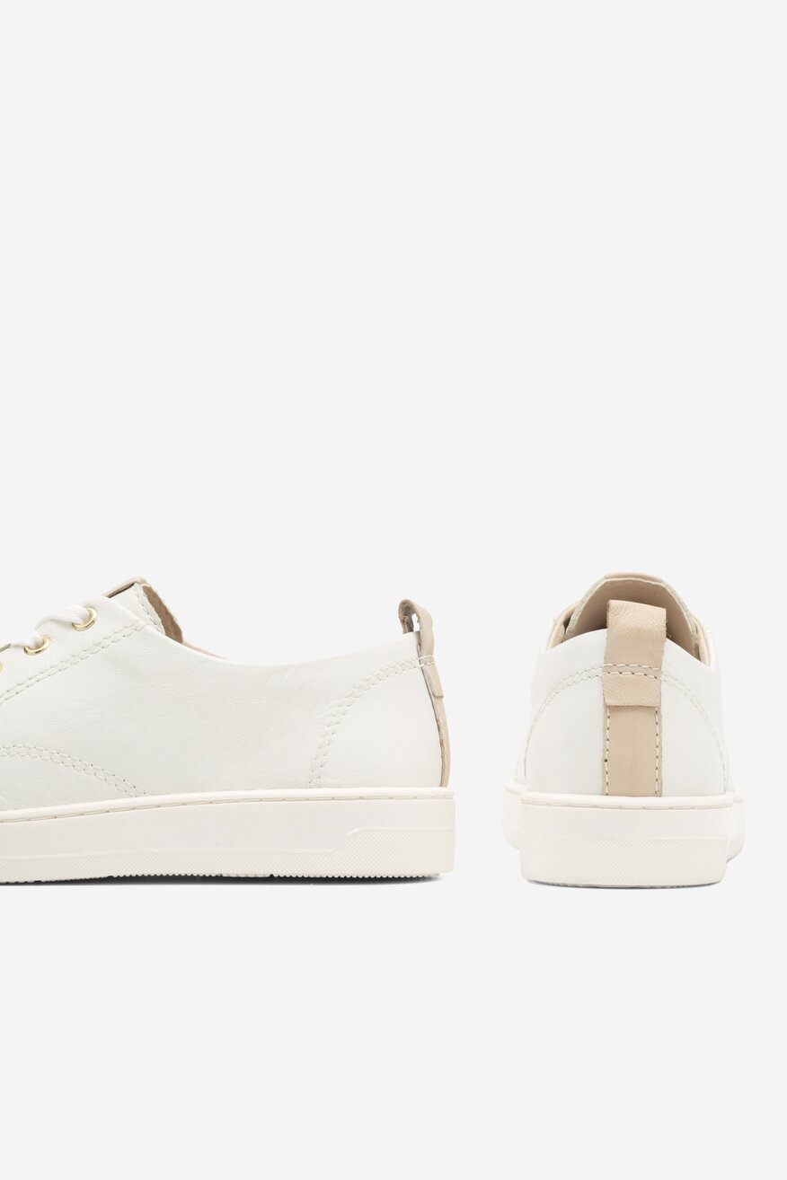 
                Lasocki - Skórzane półbuty białe - 5904862504186