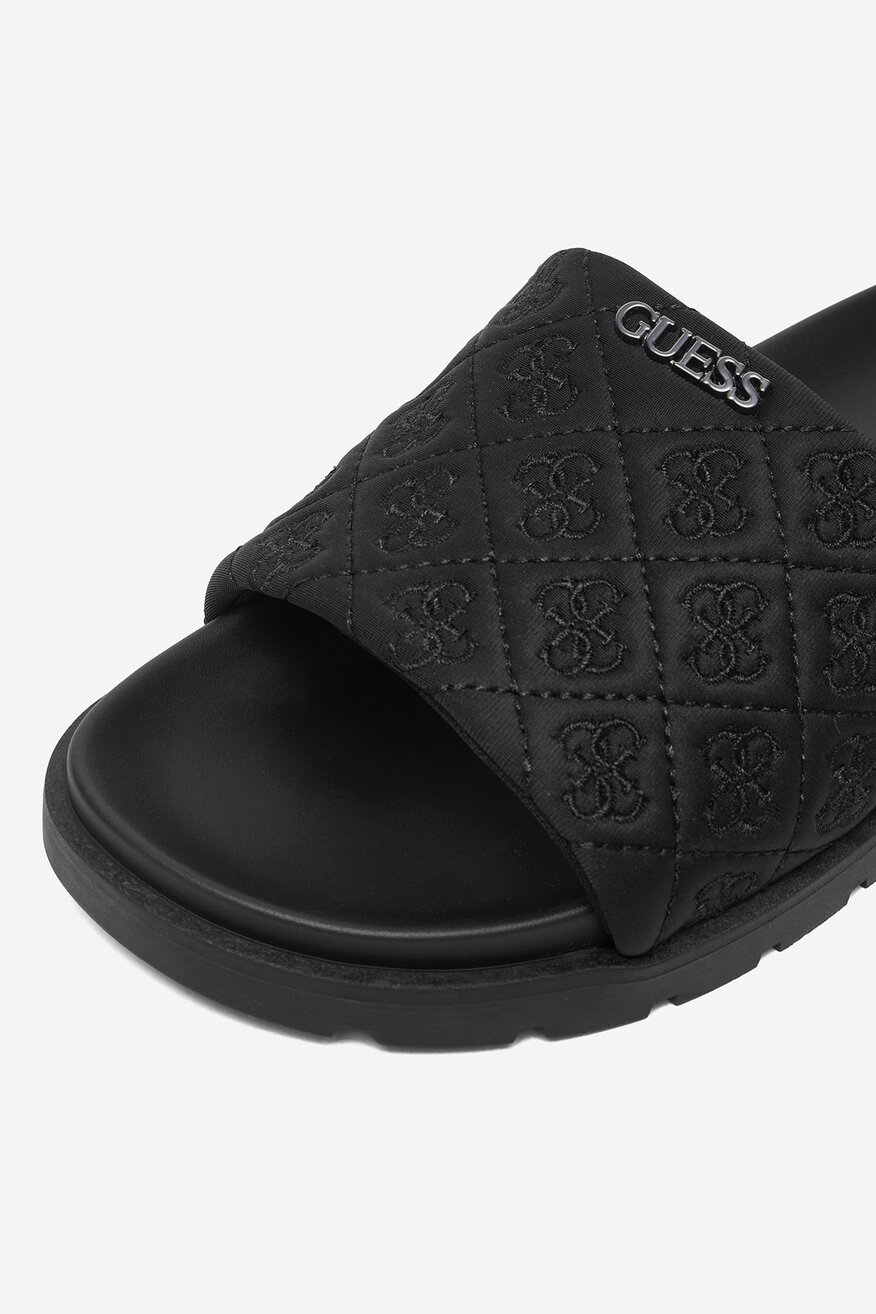 
                        Klapki GUESS CEOWB-BS6702-01 Czarny - 5906751984000