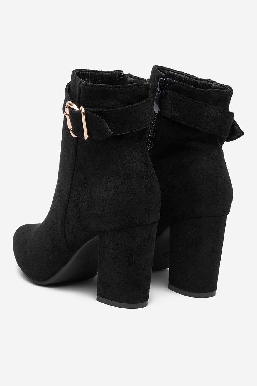 
                Боти DeeZee ЧЕРЕН - 5904410915631