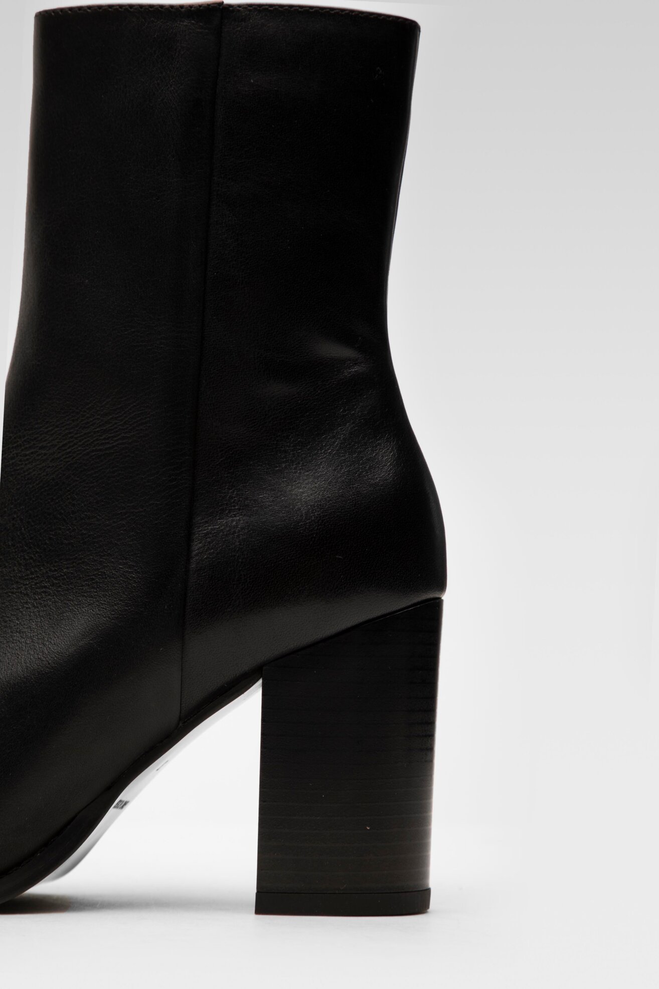 Botki Gino Rossi C003-02 Czarny