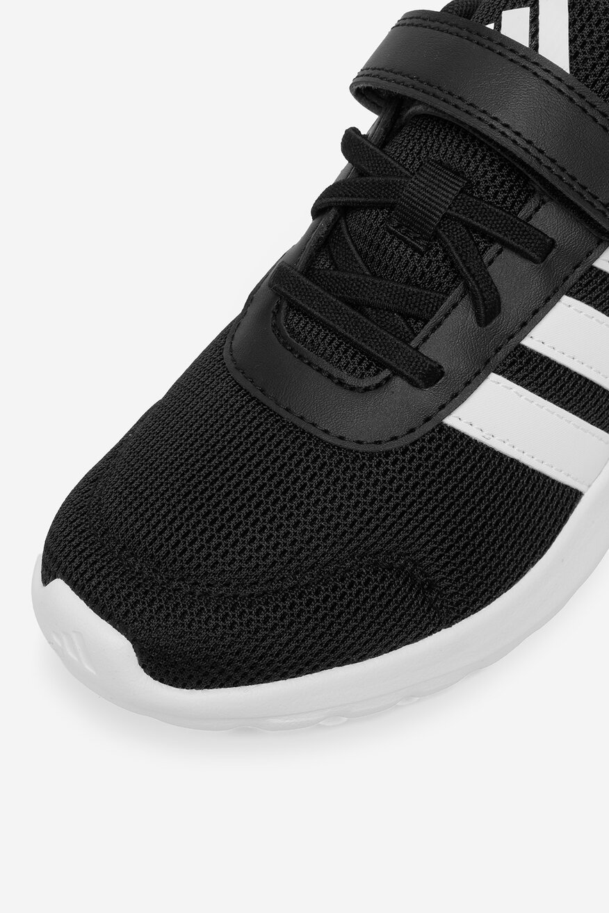 
                Спортни обувки adidas ЧЕРЕН - 5906751609118