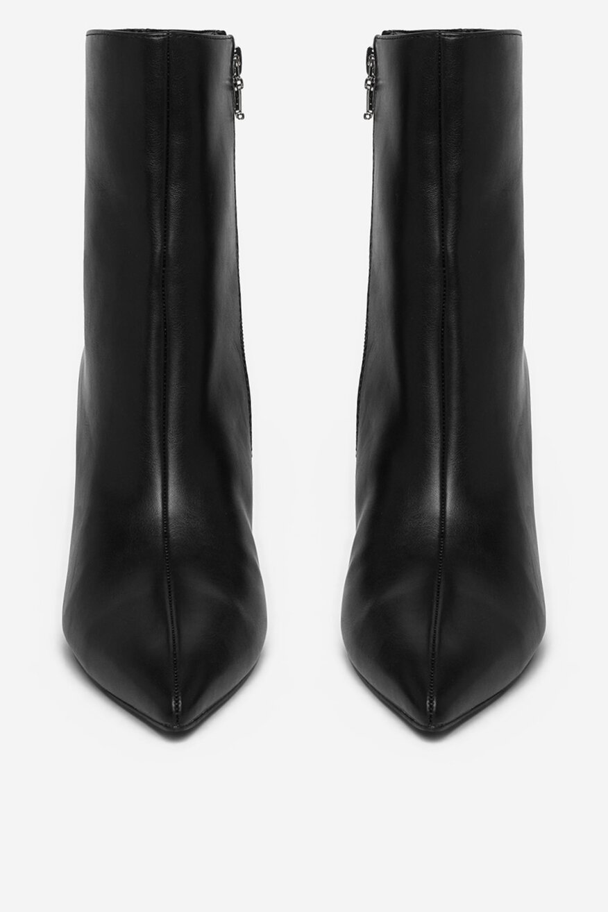 
                Боти Juicy Couture ЧЕРЕН - 5906751455739