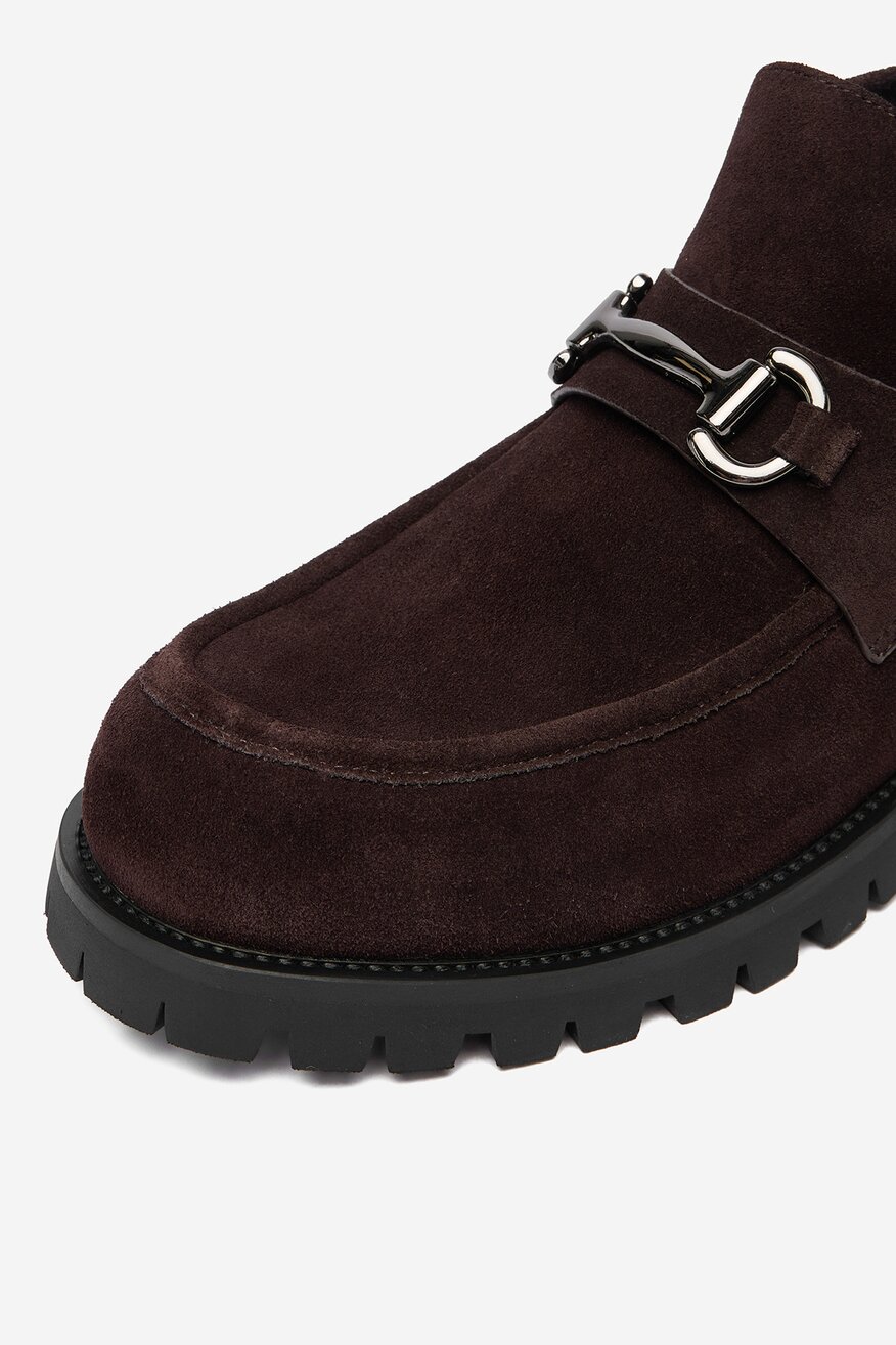 
                Félcipő Badura SÖTÉTBARNA - 5906751282410