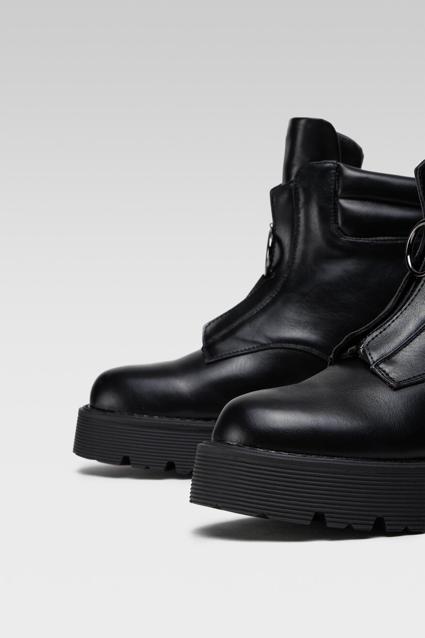 
                Jenny Fairy - Botki na grubej podeszwie - 5904862235615