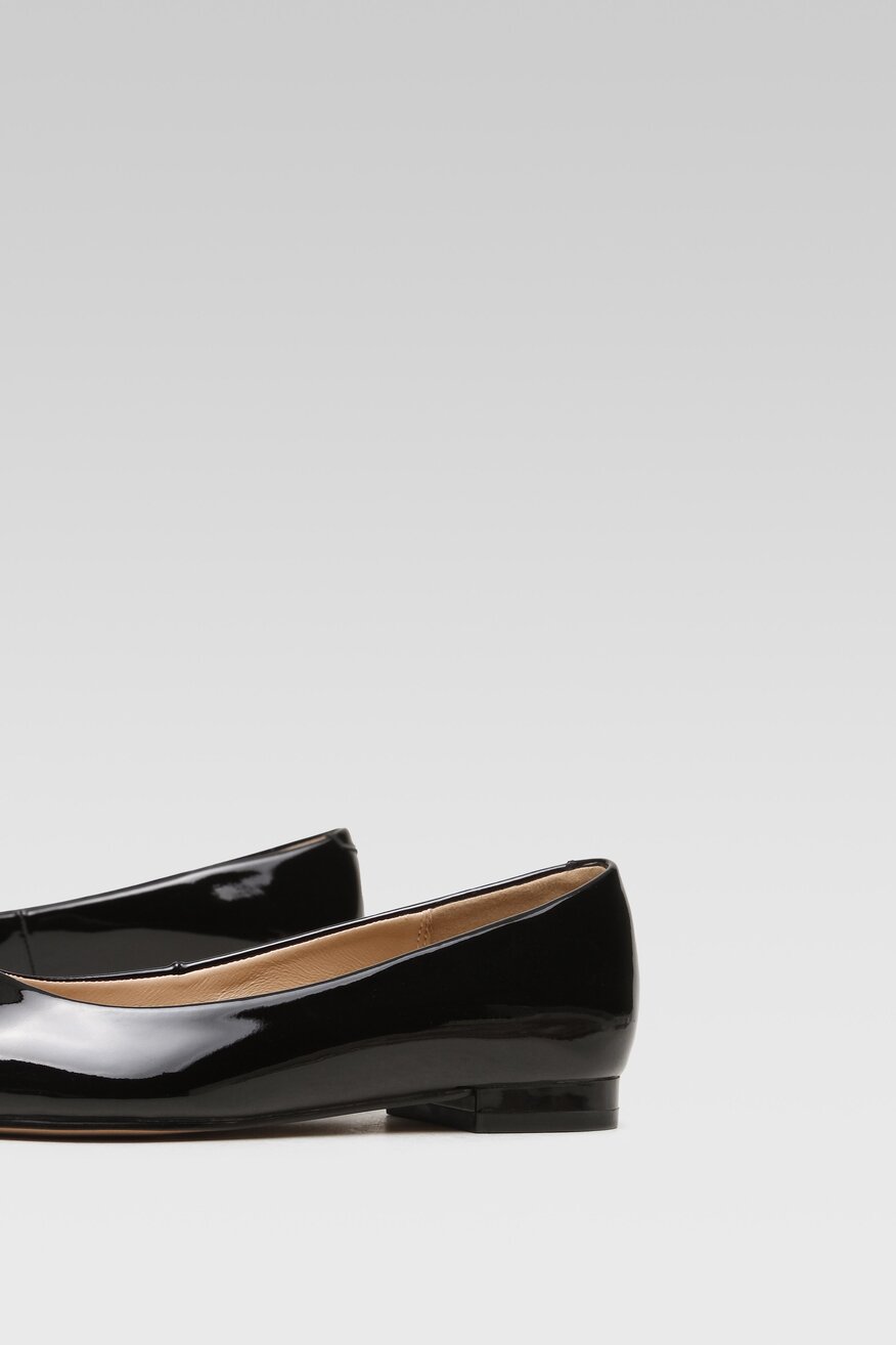 
                Lasocki - Baleriny skórzane lakierowane - 5904862492643