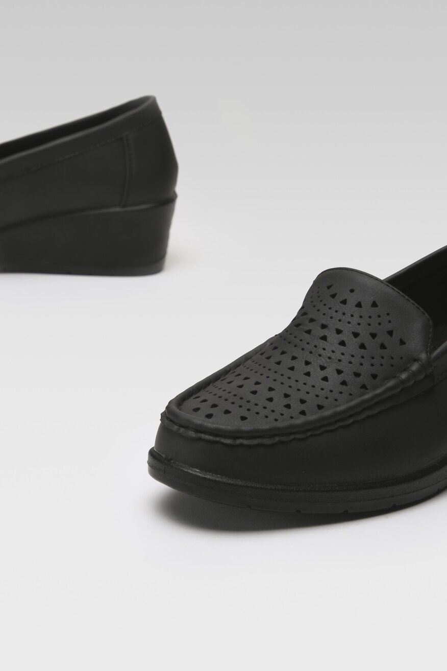 
                Pantofi casual Clara Barson NEGRU - 5904862575278