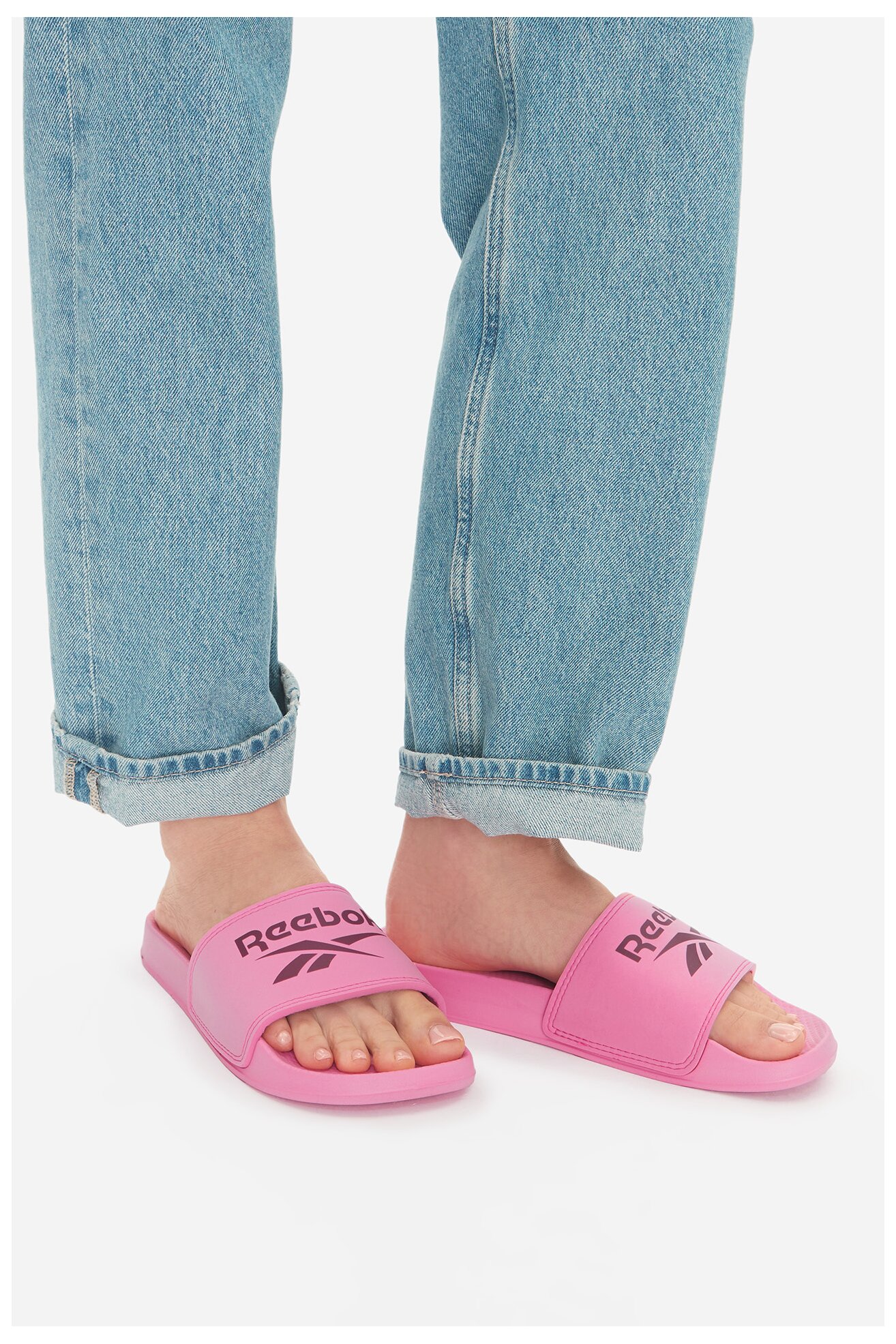 Папуче за базен Reebok SS25-3C069-1 ROZE