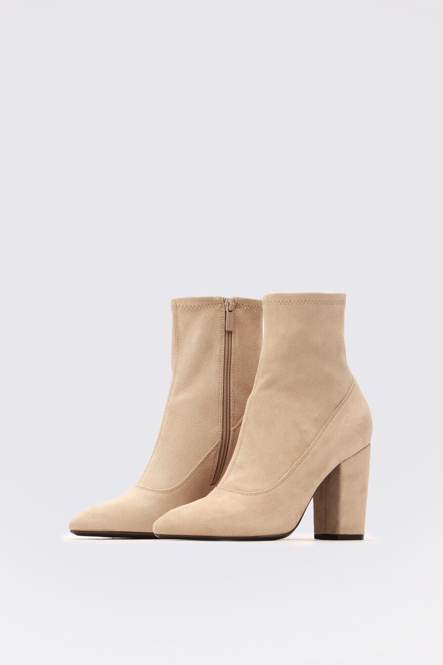 
                Jenny Fairy - Botki na obcasie w szpic - 5903698153490