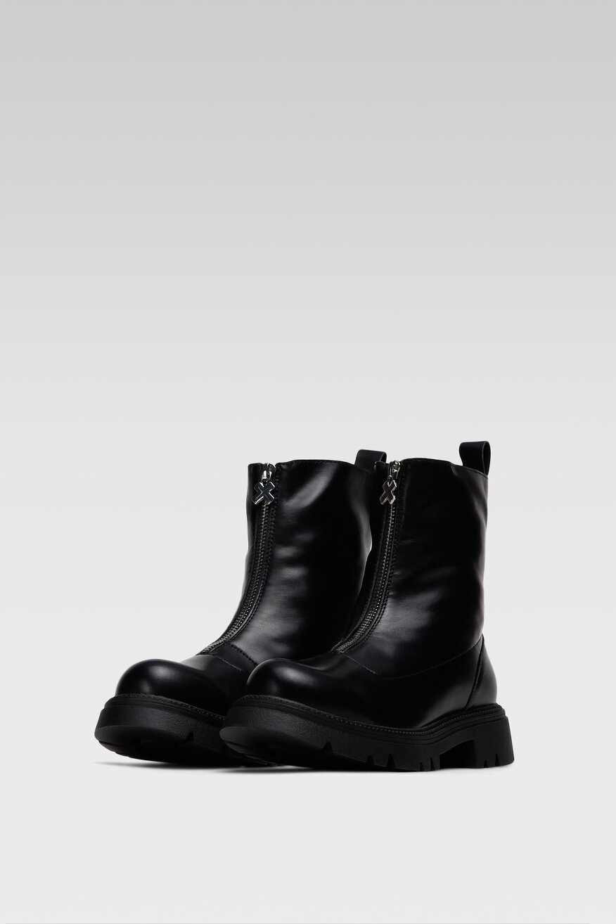 
                DeeZee - Botki na traperowej podeszwie - 5904862163802