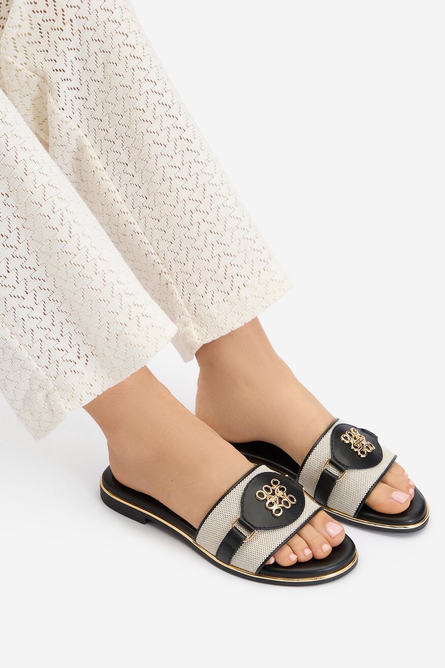 
                Papuče NINE WEST CRNA - 5907964010784