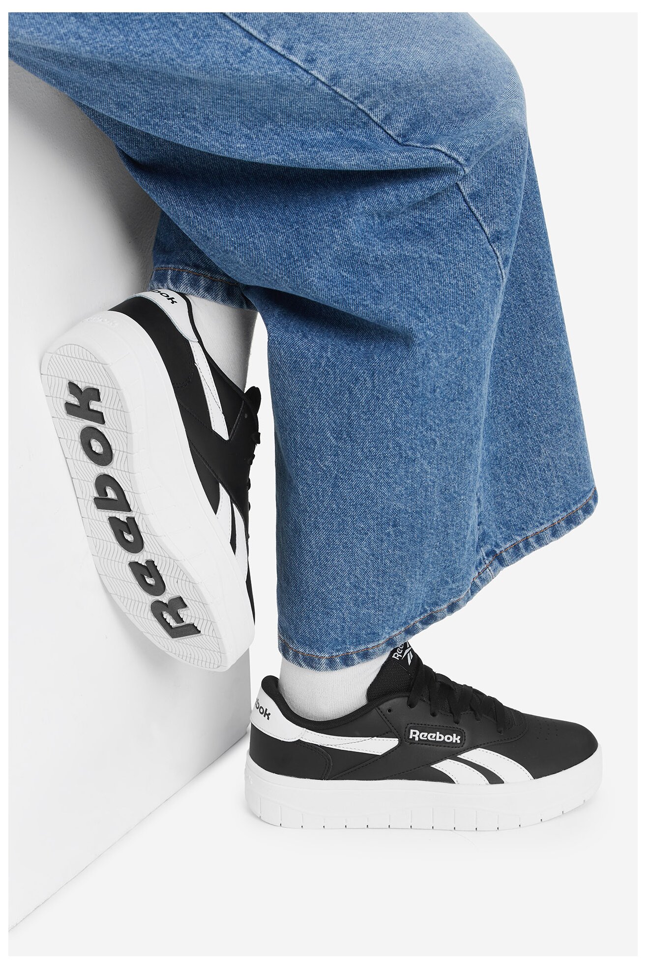 Obuwie sportowe Reebok COURT ADVANCE SURGE 100202649 Czarny