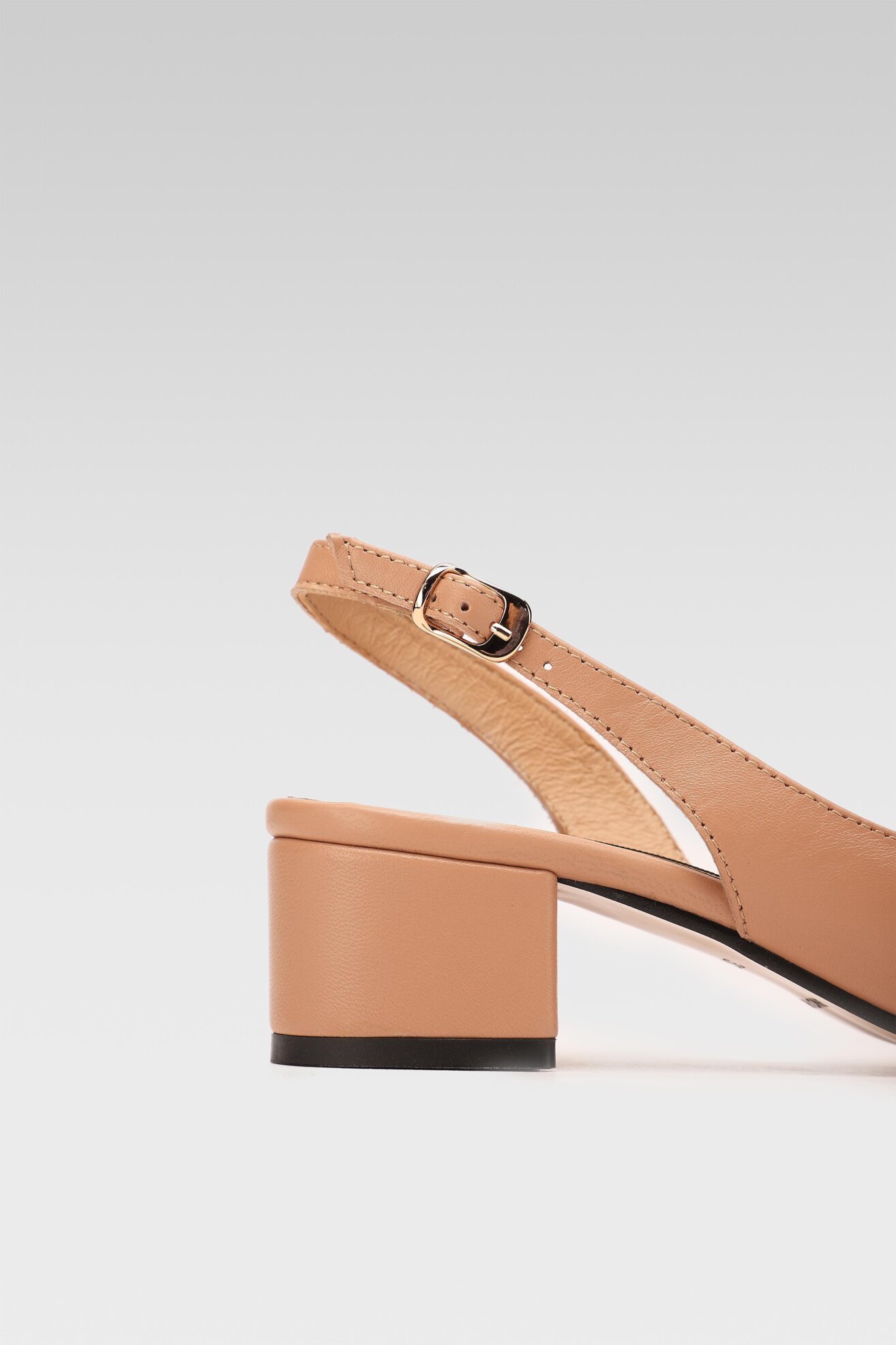 Czółenka Gino Rossi 4893-01 Beżowy