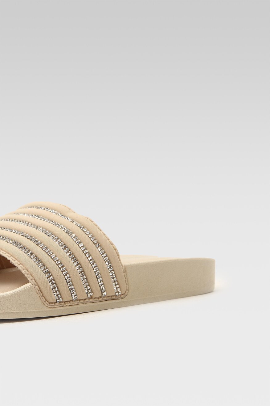 
                Bassano - Klapki z cyrkoniami - 5904248710330