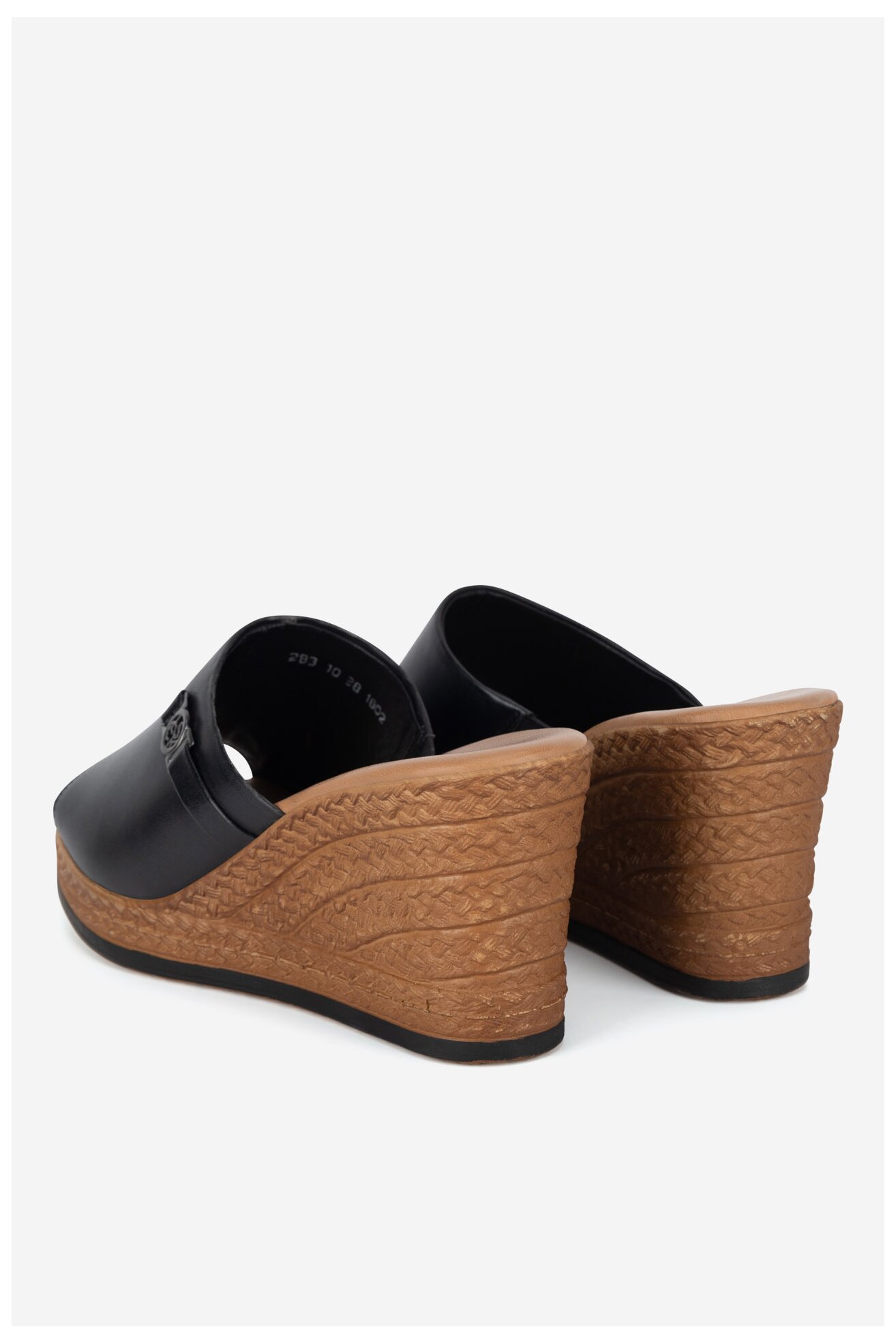 Klapki Lasocki WI23-283-10 Czarny