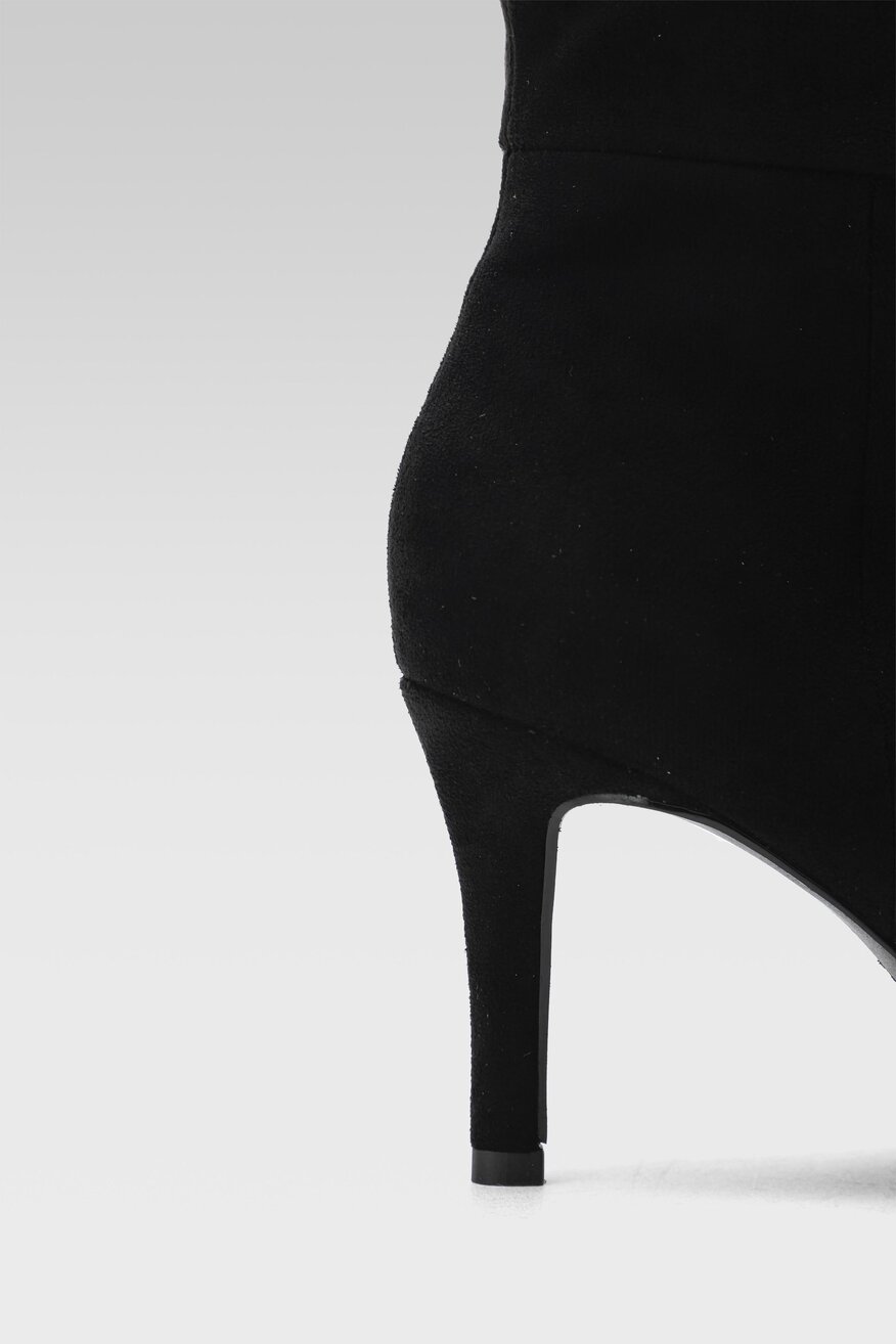 
                DeeZee - Kozaki na obcasie - 5904862161969