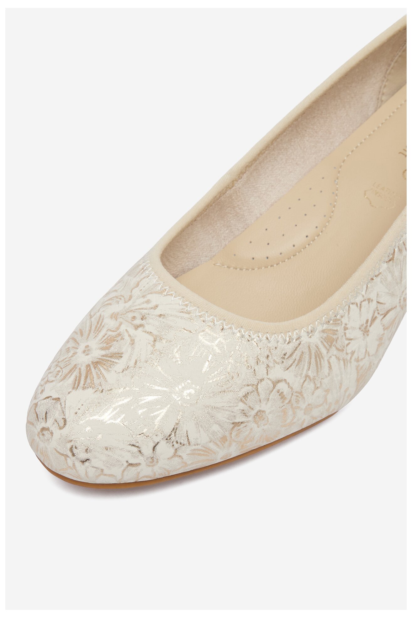 Елегантни обувки Go Soft CEO-HY7760-1 БЕЖОВ