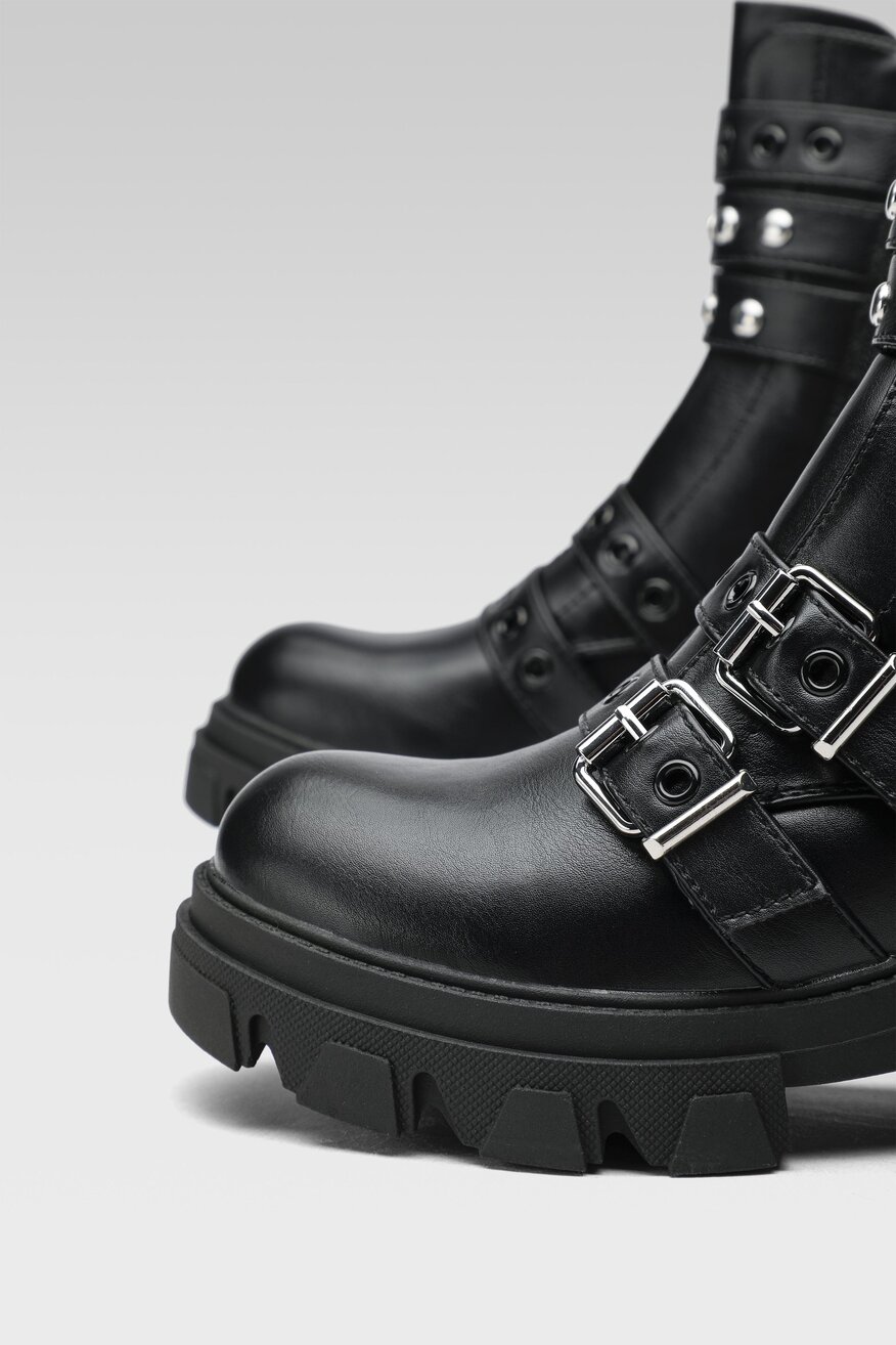 DeeZee - Trzewiki czarne - 5904862229065