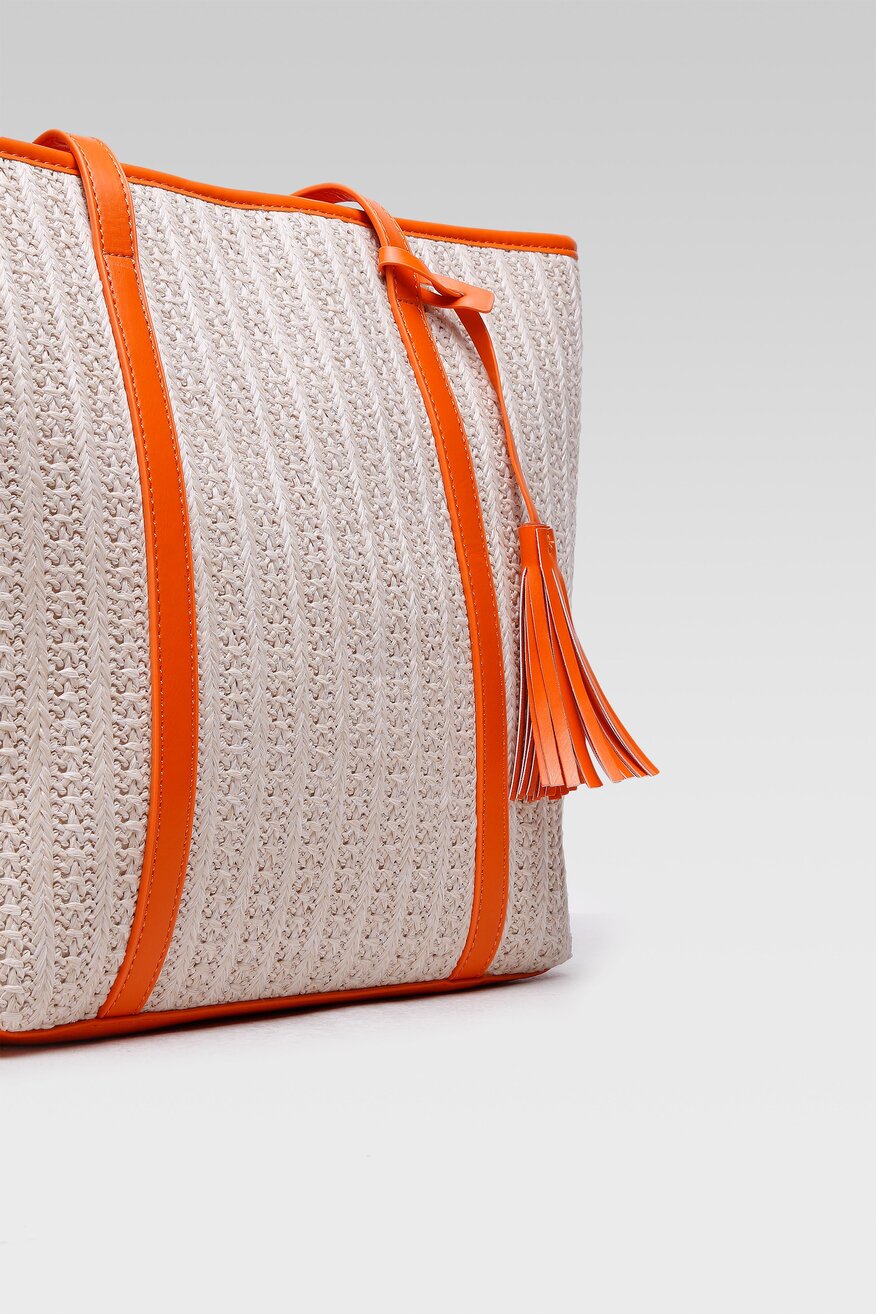 
                Сумка З Ремінцем DeeZee ПОМАРАНЧЕВИЙ - 5904248392888