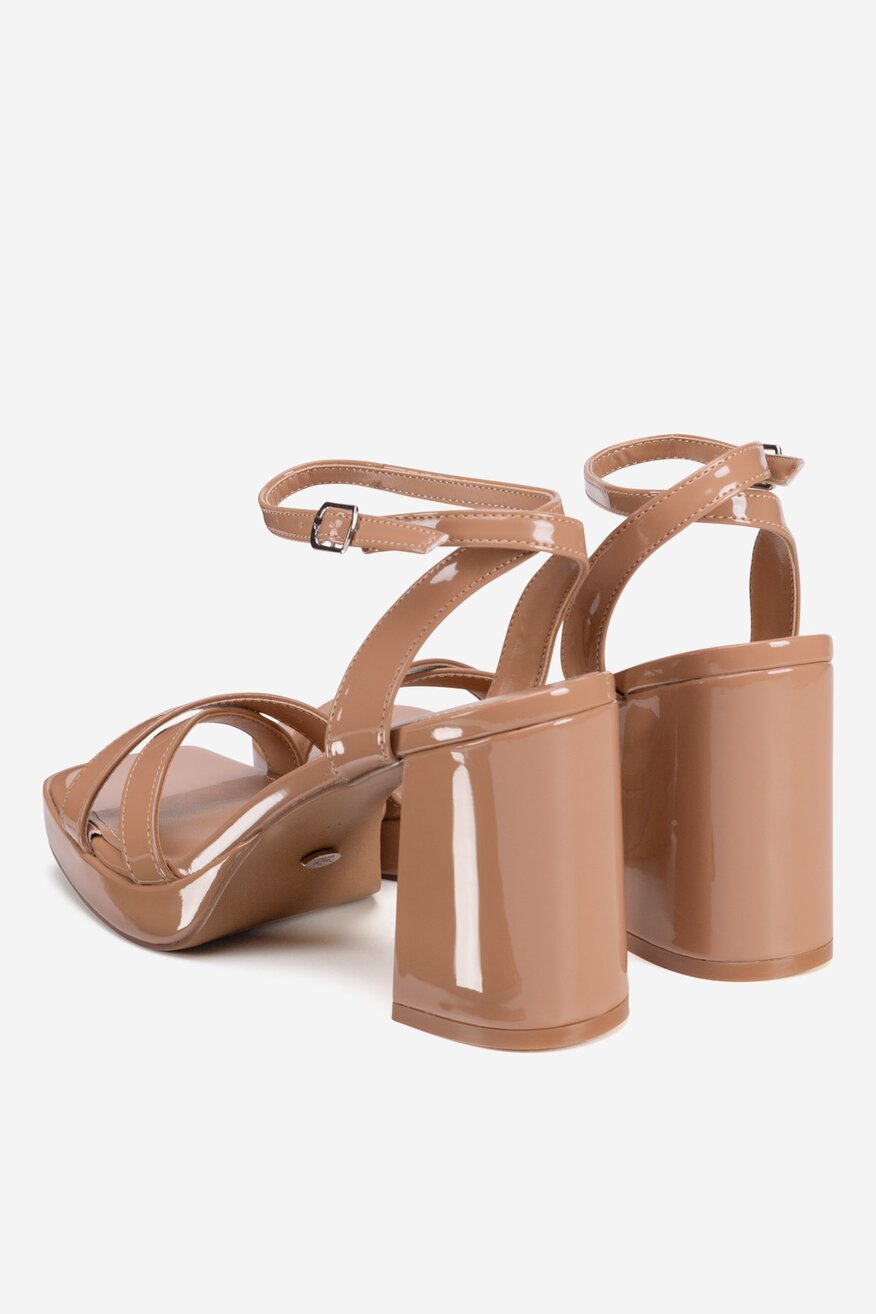 
                Сандалі DeeZee СВІТЛО-БЕЖЕВИЙ - 5903698191973