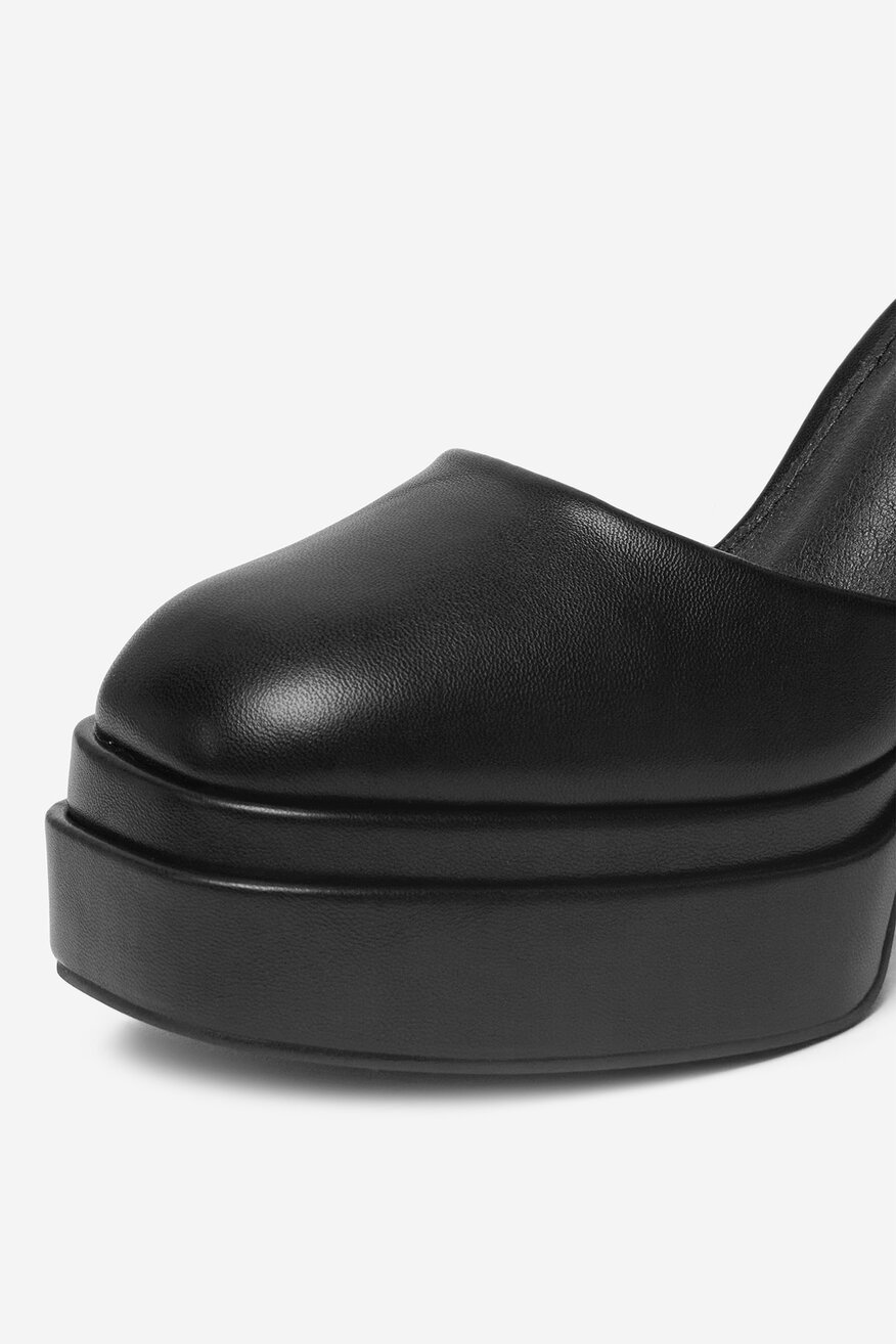 
                DeeZee - Czółenka na słupku - 5906751097229