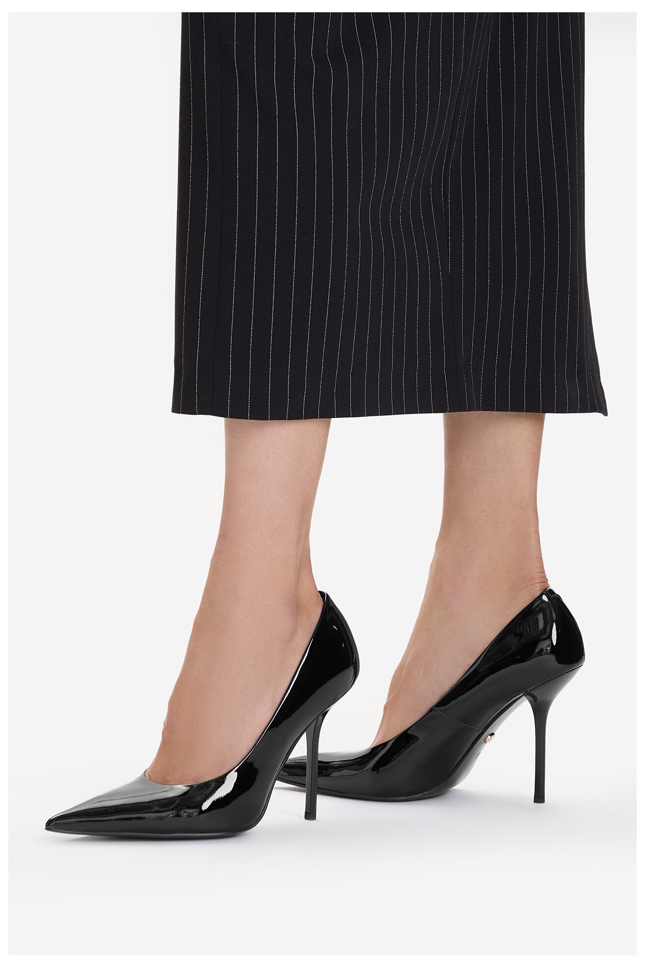 Körömcipő Gino Rossi EO-HANI-V1953-111 FEKETE