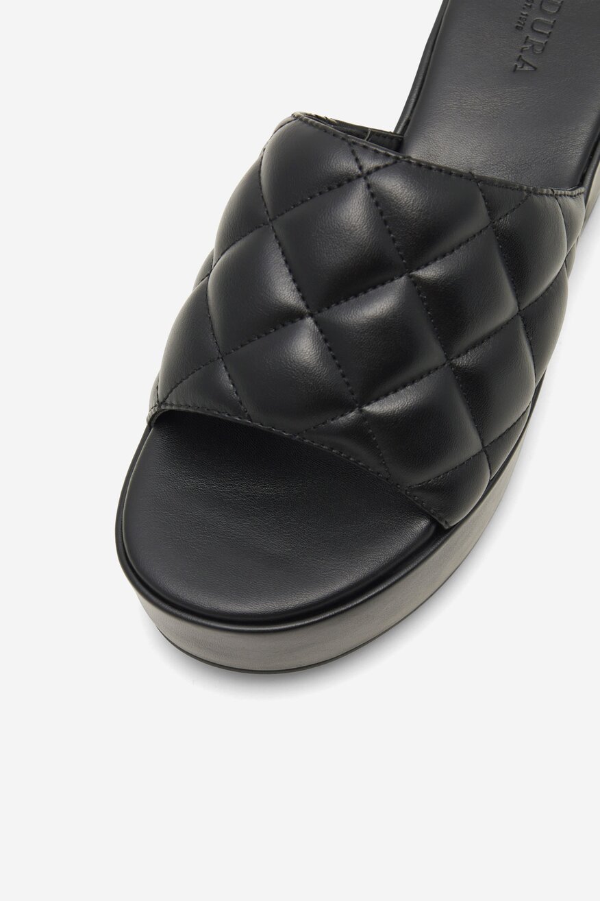 Badura - Klapki na platformie - 5905588380801