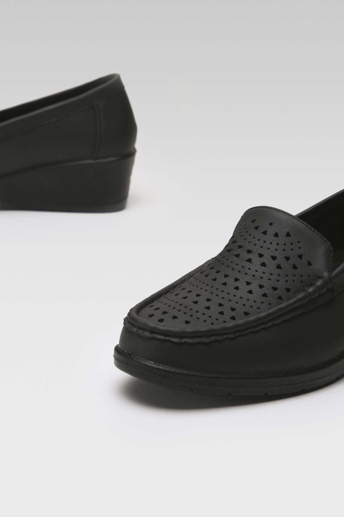 Pantofi casual Clara Barson HMD220352 NEGRU