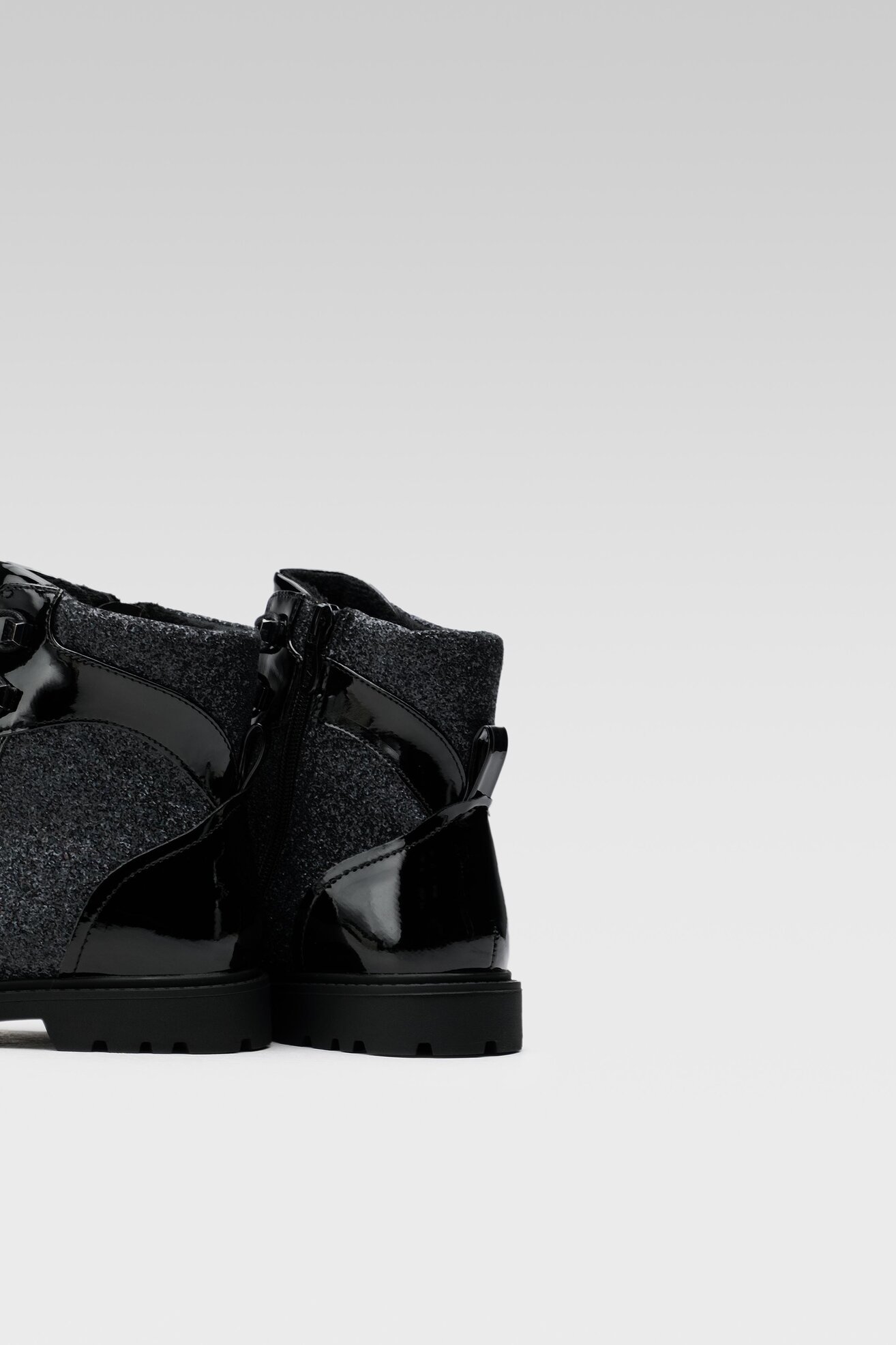 Csizma DeeZee CS5821-02 FEKETE