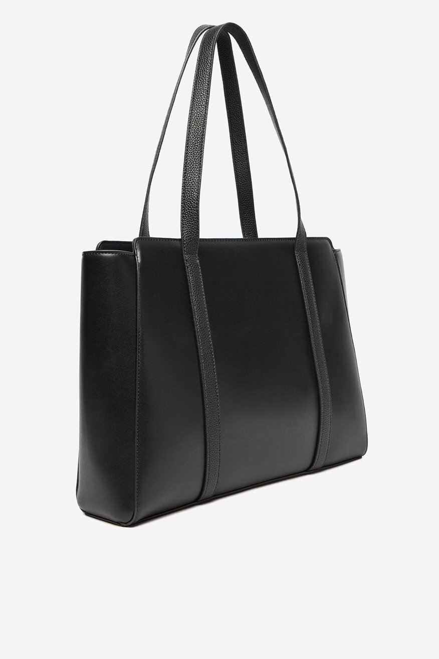 
                Дамска чанта NINE WEST ЧЕРЕН - 5906751397107