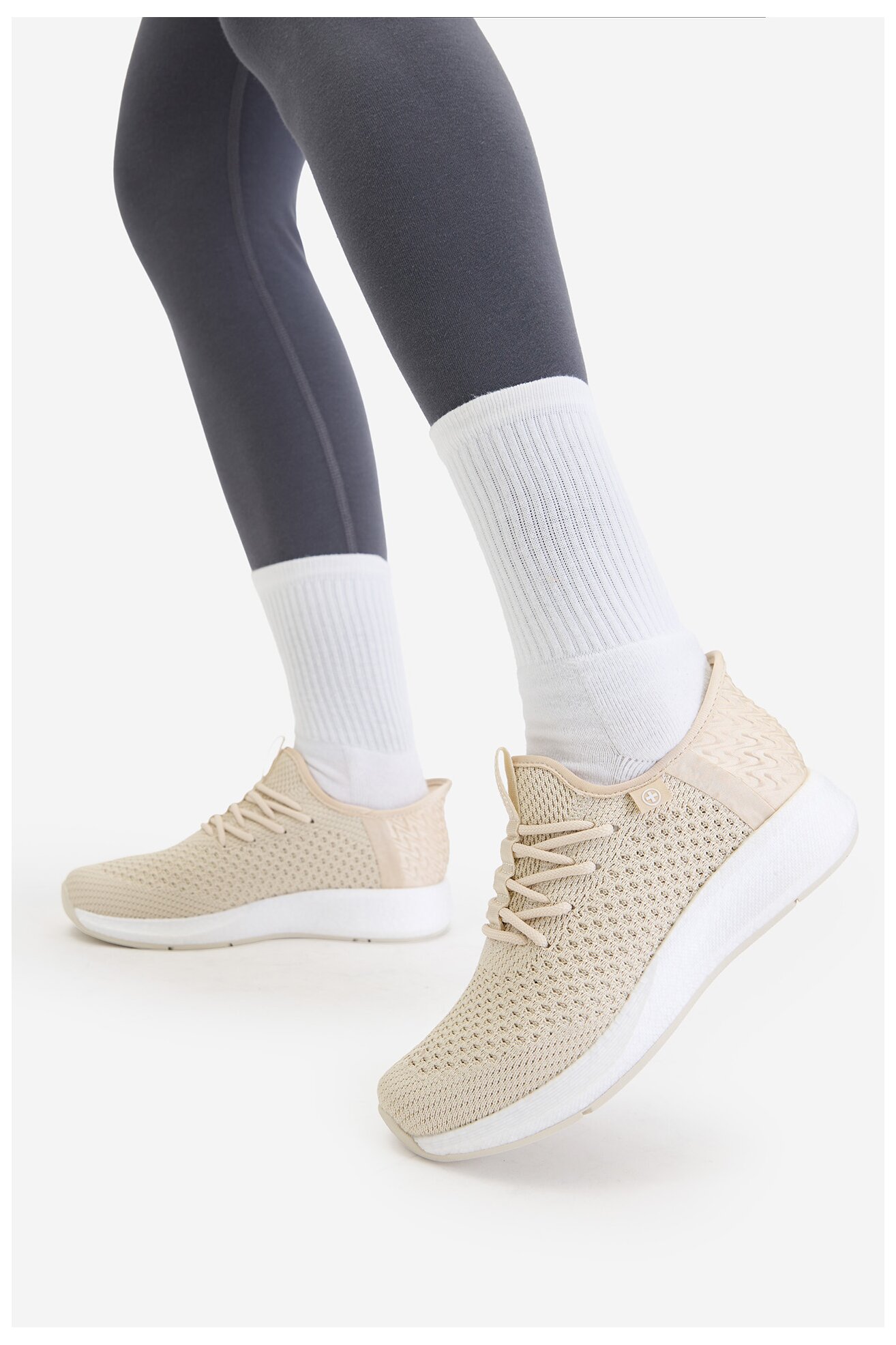 Obuwie sportowe Go Soft CEO-WGVA-GO07 Beżowy